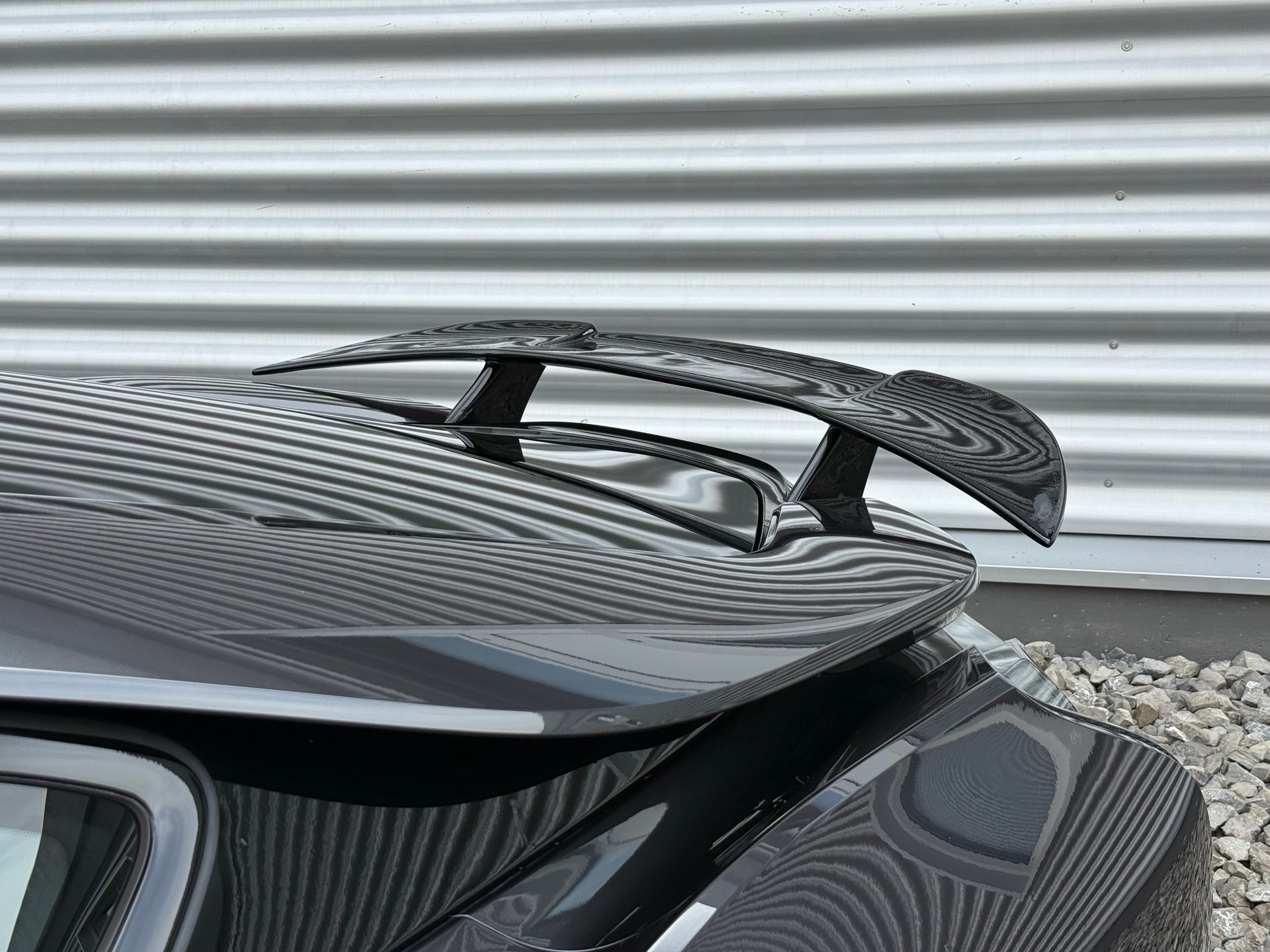 BMW i8 Coupé-showroom-element-3