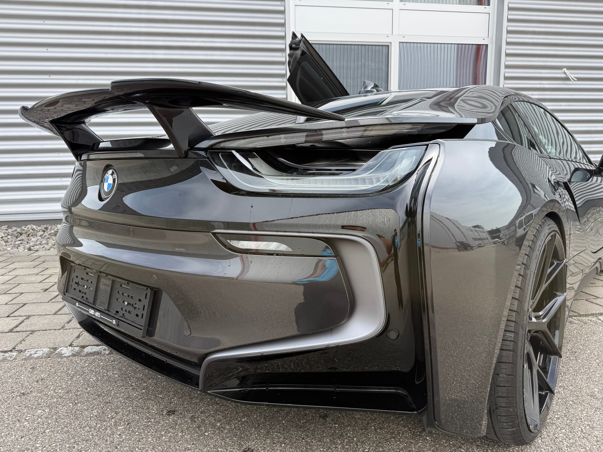 BMW i8 Coupé-image-14