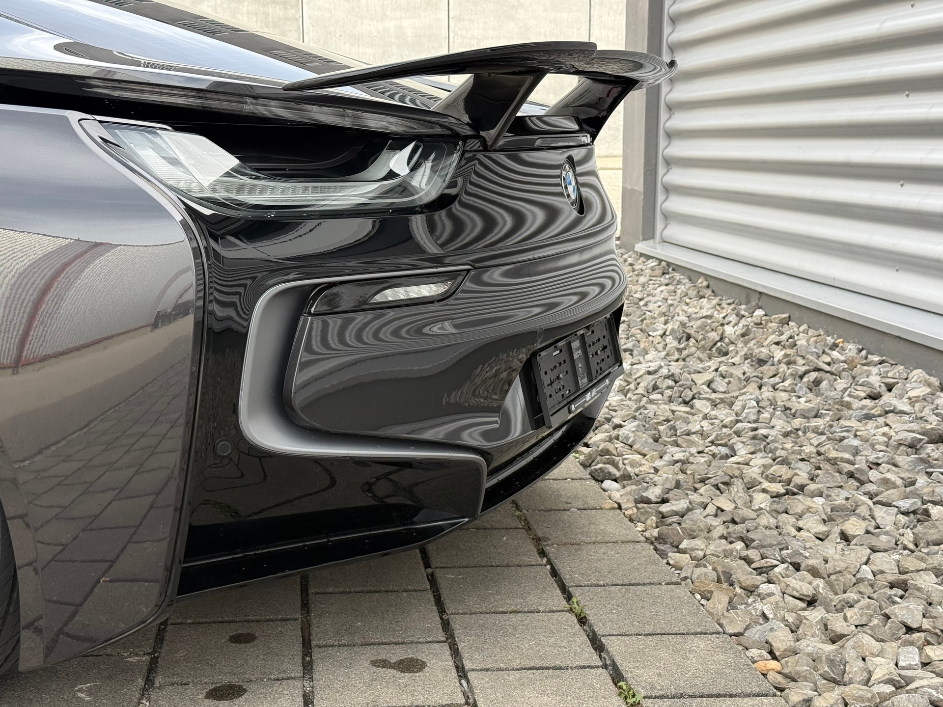 BMW i8 Coupé-image-8