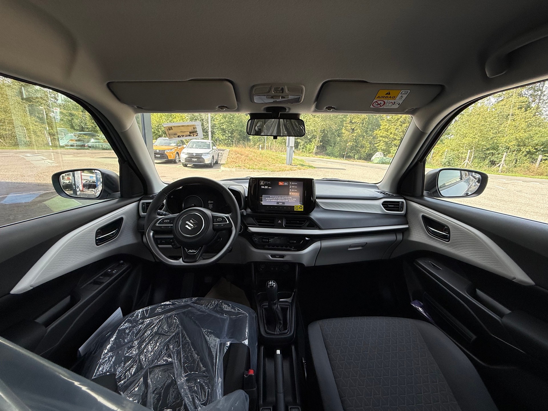 SUZUKI Swift 1.2 Piz Sulai Hybrid Top 4x4-image-9