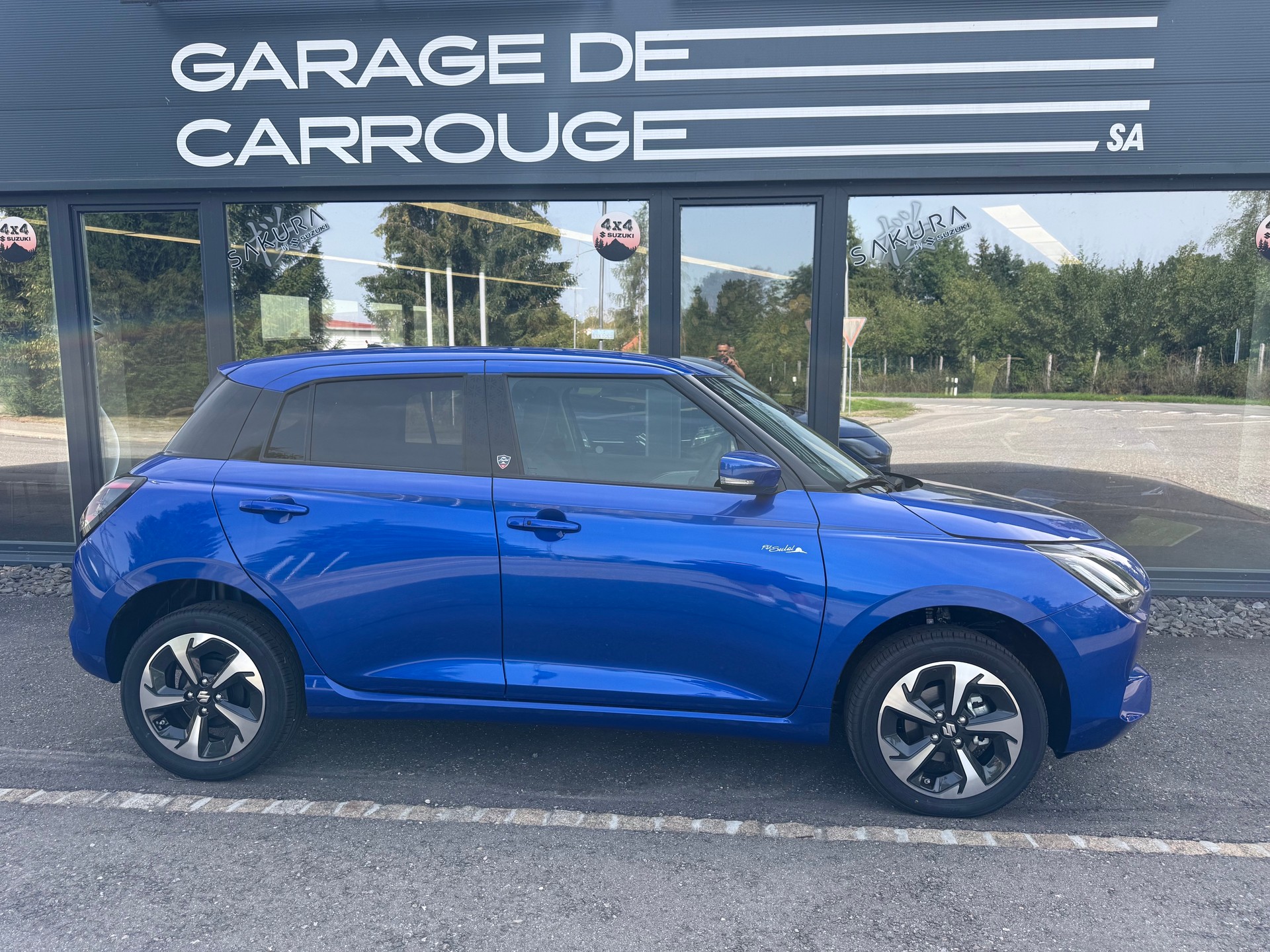 SUZUKI Swift 1.2 Piz Sulai Hybrid Top 4x4-image-6
