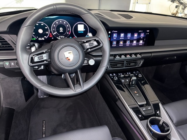 PORSCHE 911 Targa 4S-image-8