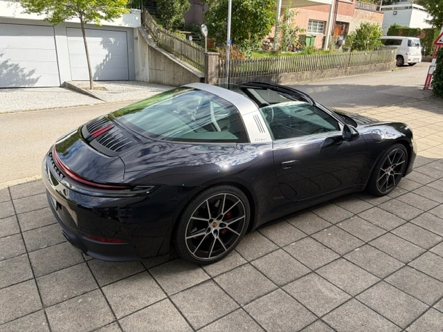 PORSCHE 911 Targa 4S-image-12