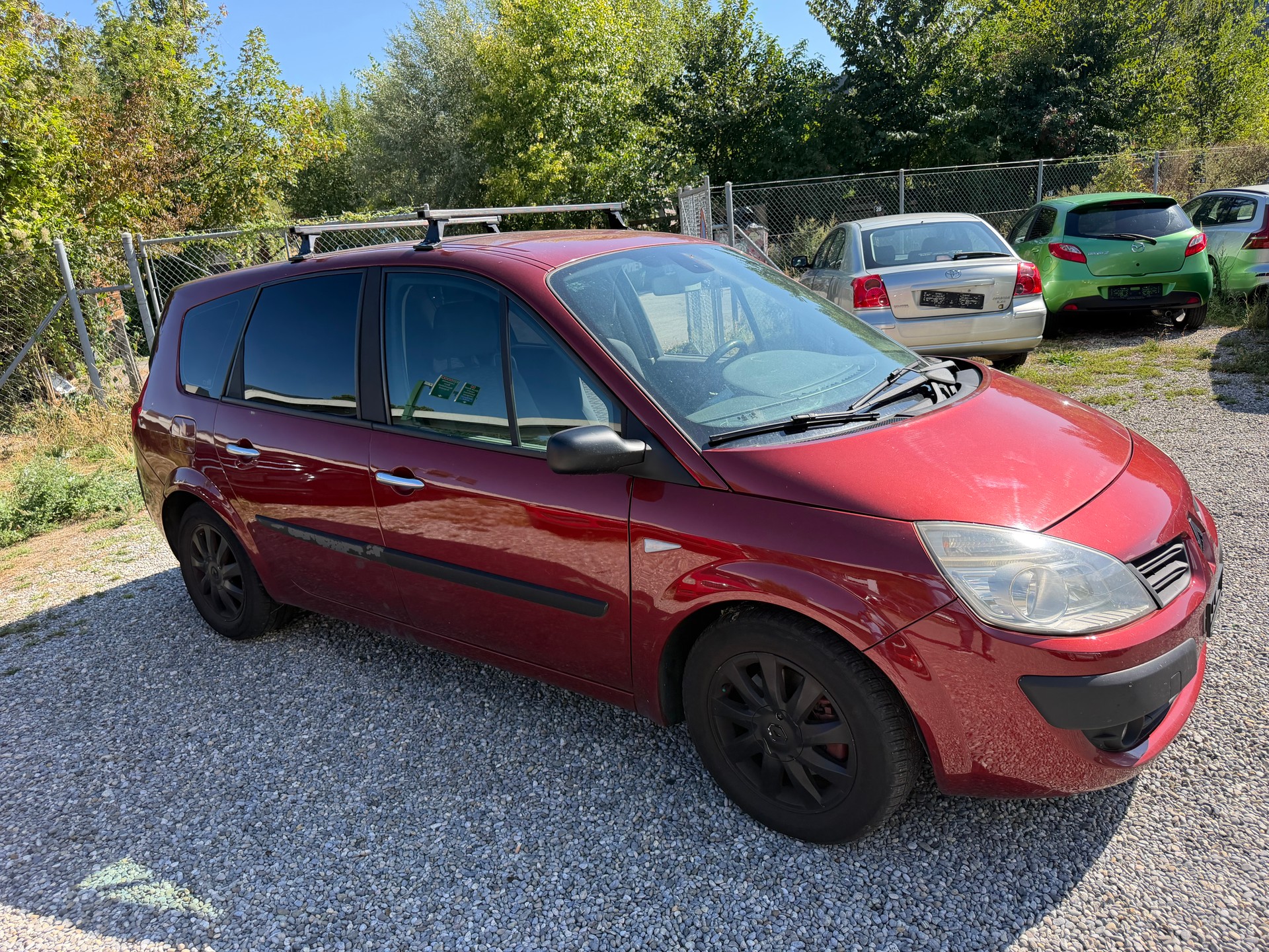 RENAULT Grand Scénic 1.9 dCi Dynamique-image-2