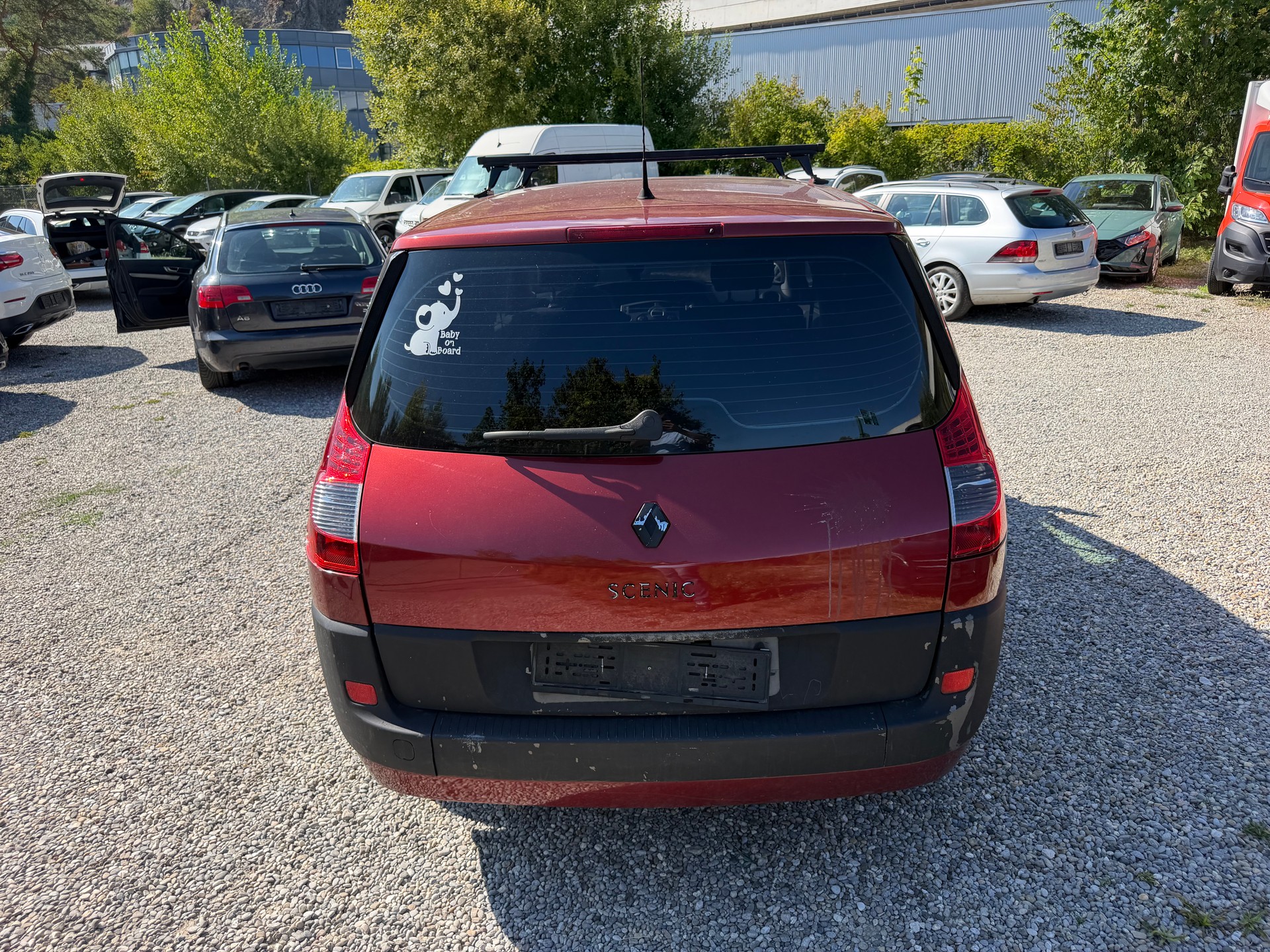 RENAULT Grand Scénic 1.9 dCi Dynamique-image-3