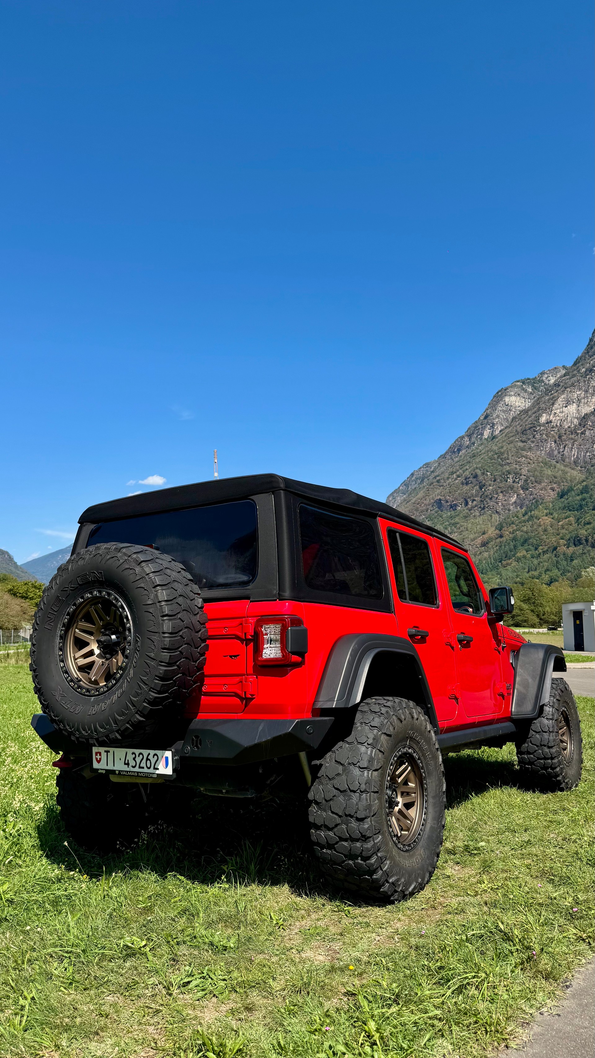 JEEP 2.2 MultiJet Rubicon Unlimited-image-1