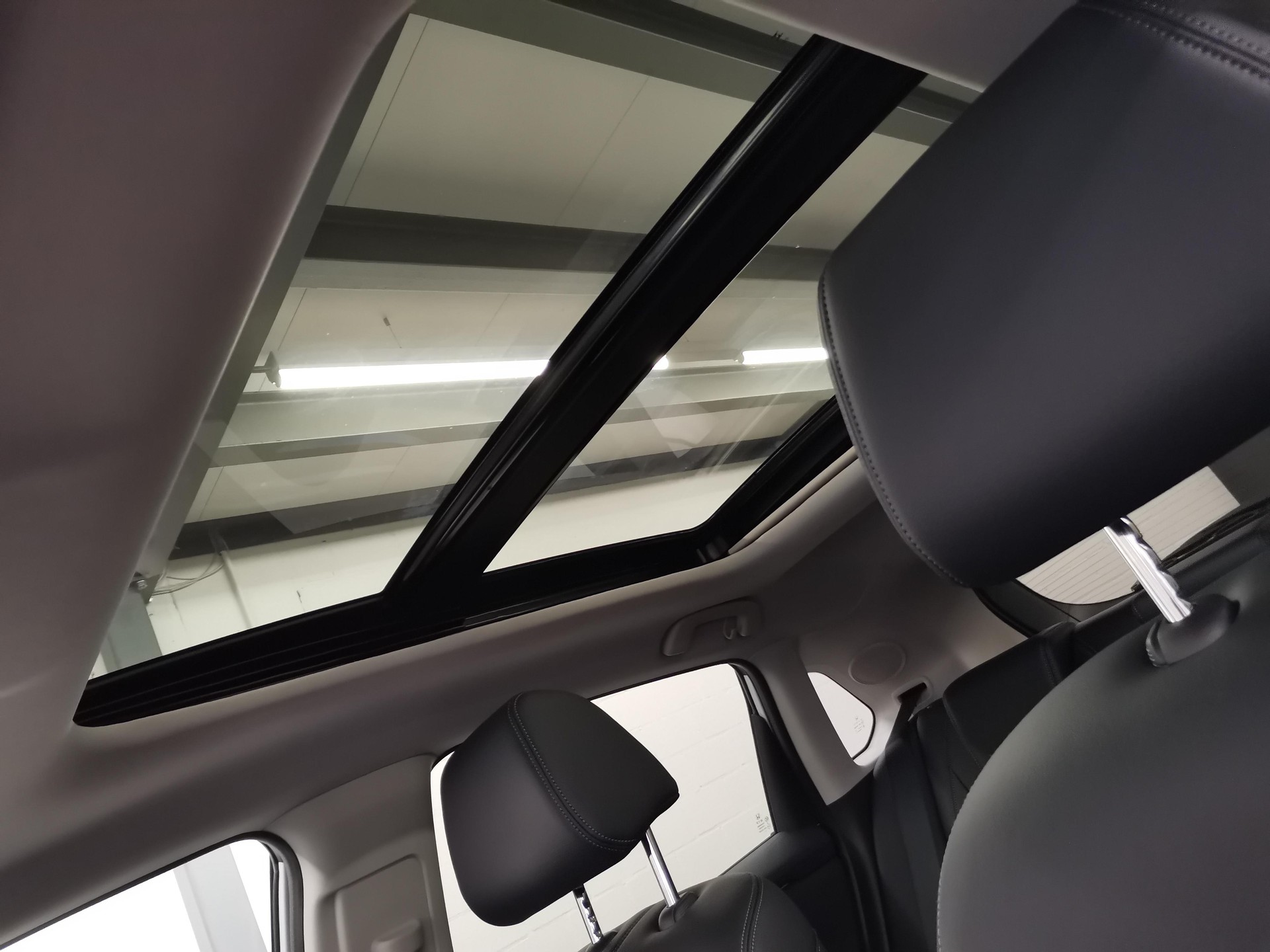 HONDA ZR-V 2.0 i-MMD Advance-image-8