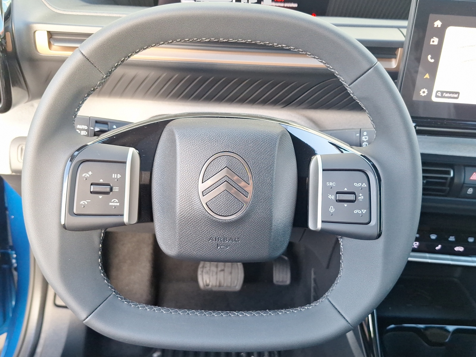 CITROEN C3 Aircross 1.2 Hybrid Tonic+-image-13