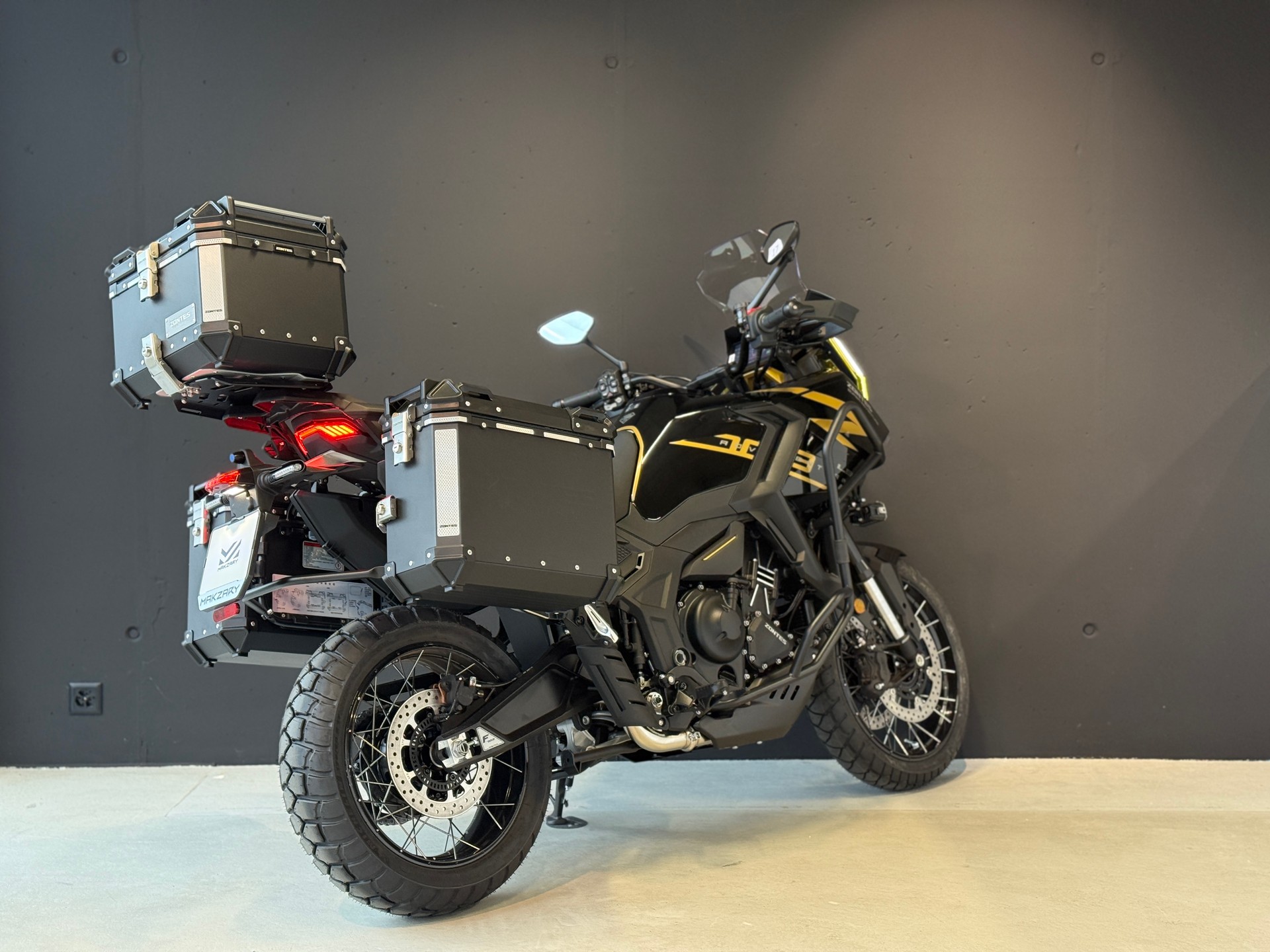 ZONTES 703 F 35kw-showroom-element-3