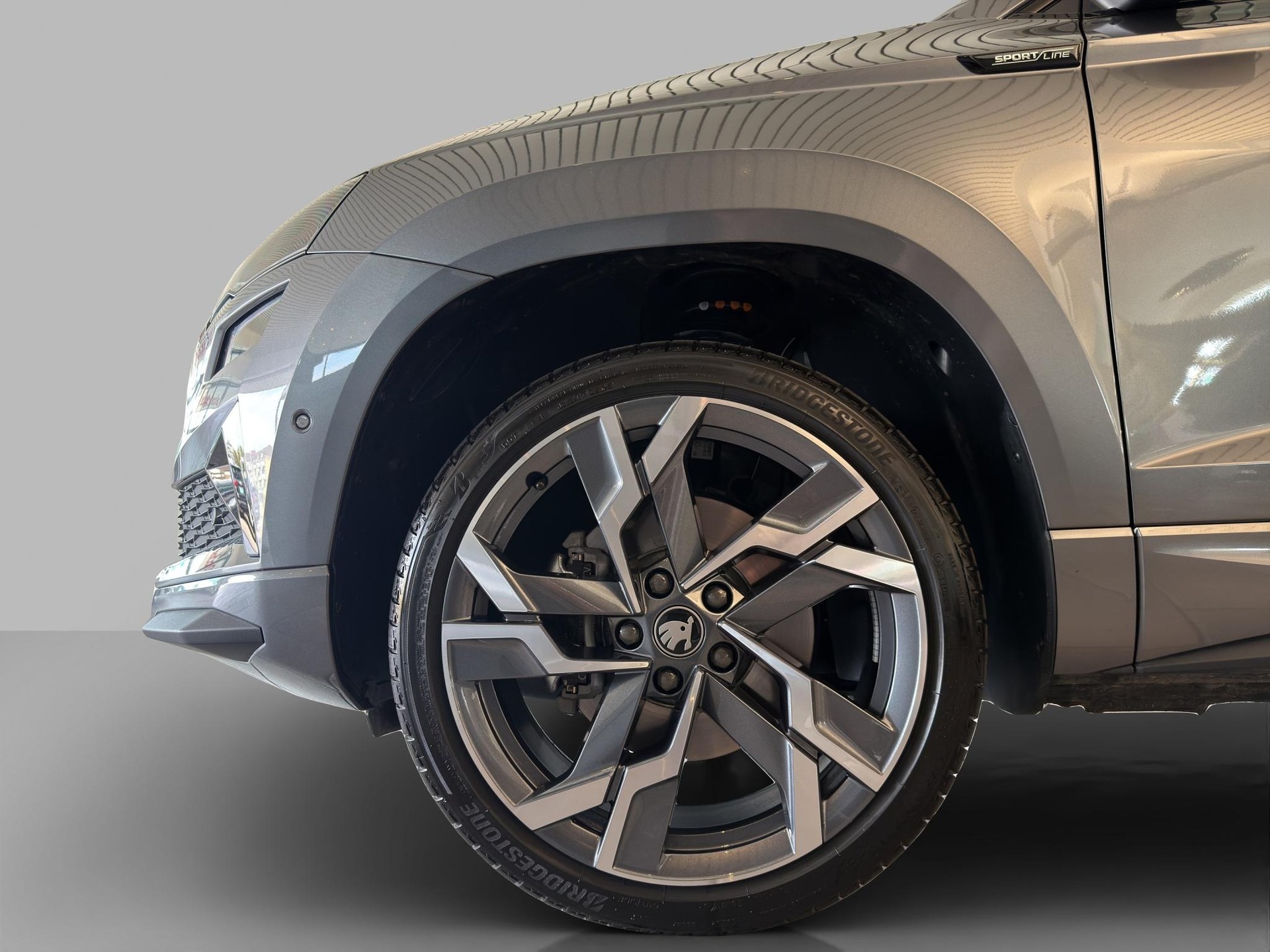 SKODA Karoq 1.5 TSI SportLine DSG-image-8