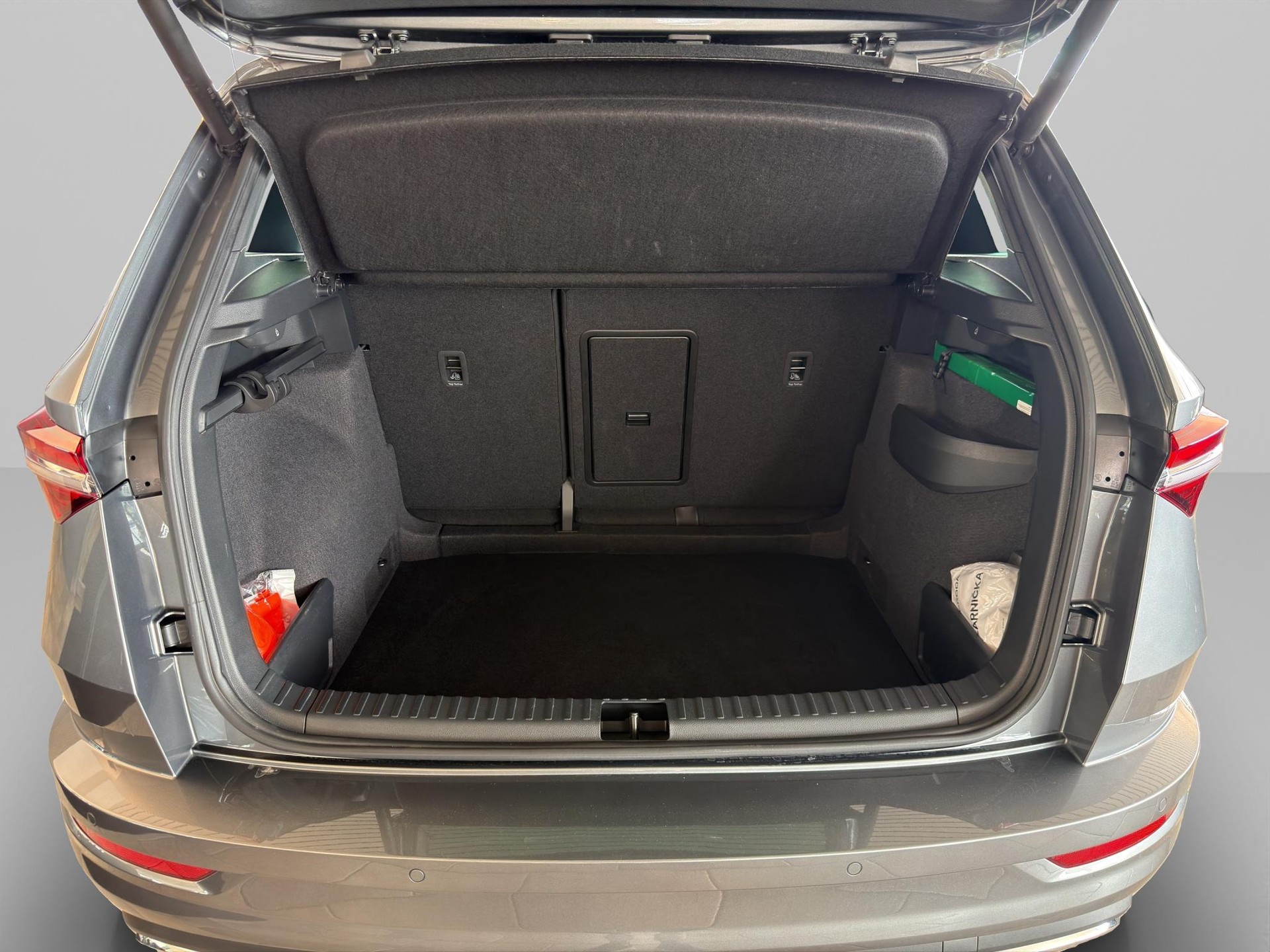 SKODA Karoq 1.5 TSI SportLine DSG-image-9