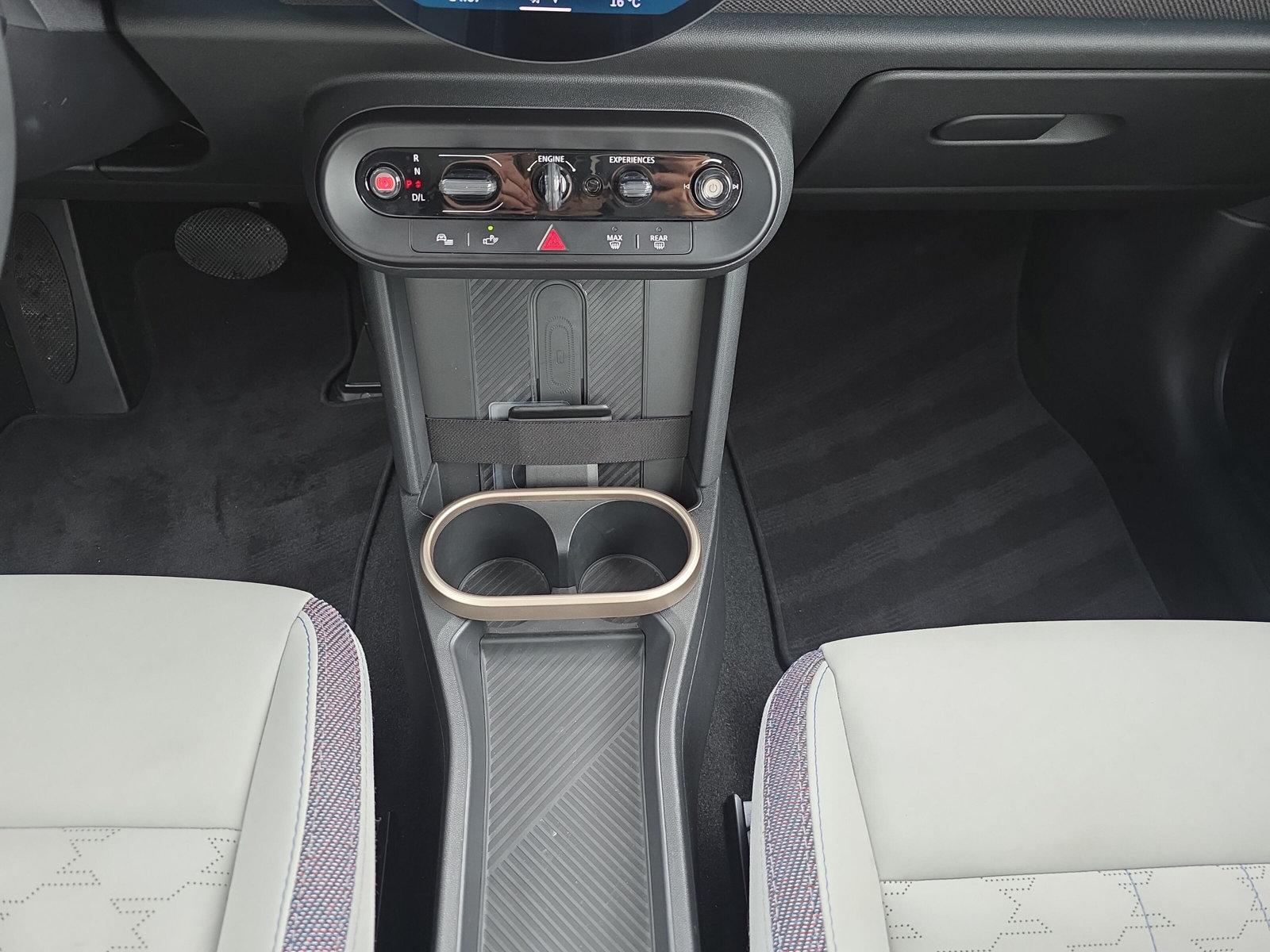 MINI Cooper C F66 1.5i (CH)-image-25