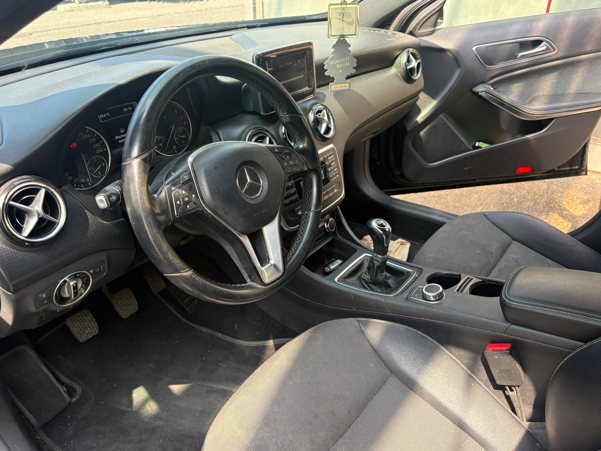 MERCEDES-BENZ A 180 CDI-image-6