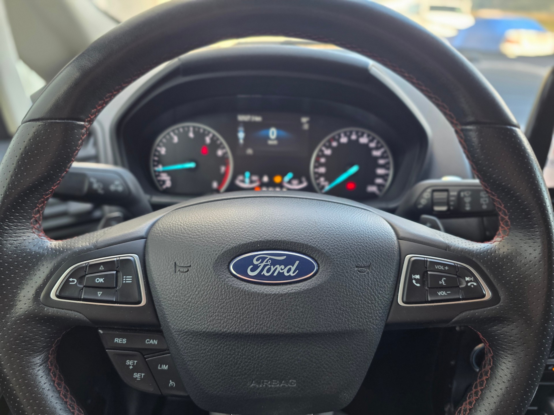 FORD EcoSport 1.0 SCTi ST-Line Automat-image-14