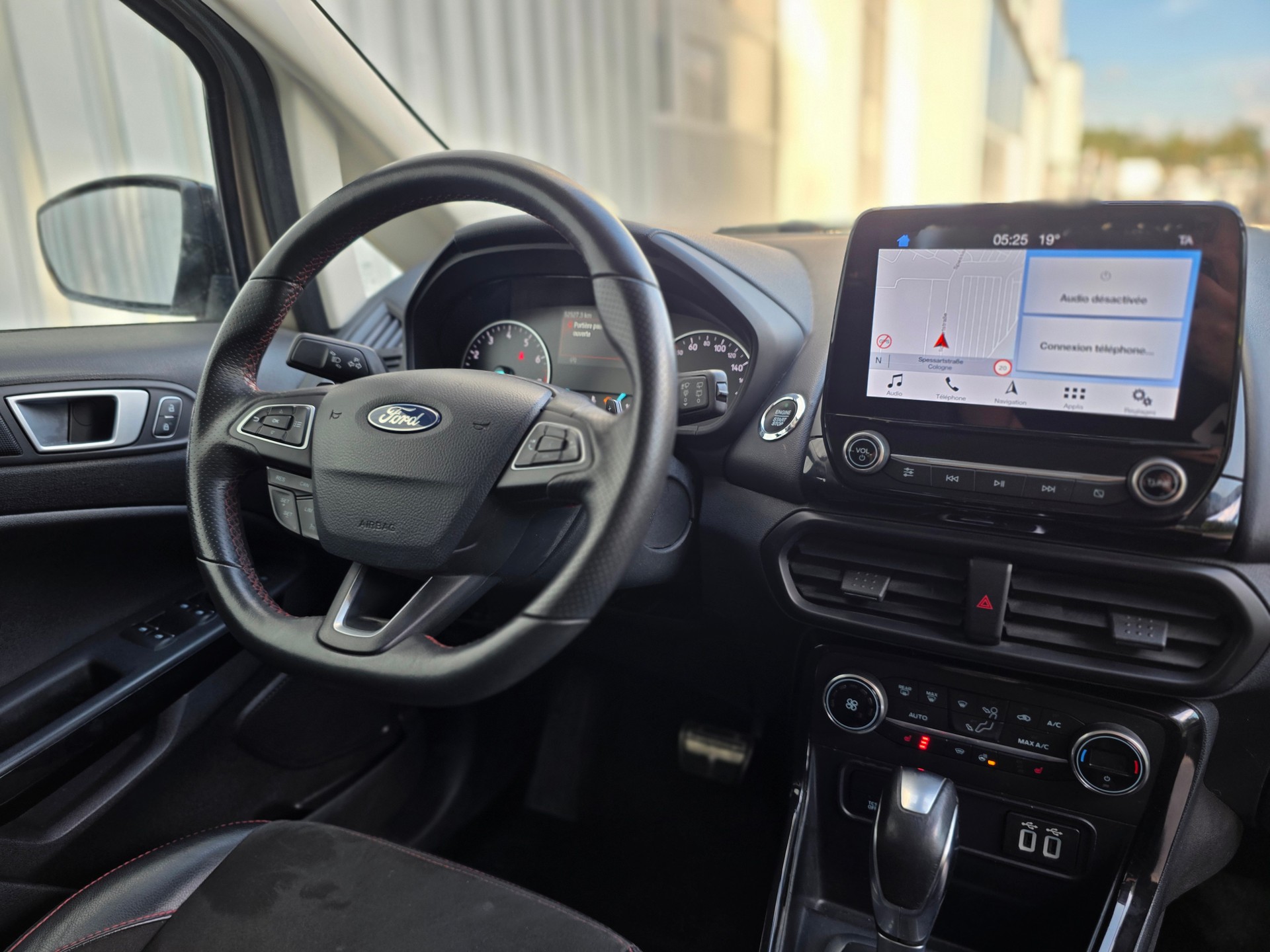 FORD EcoSport 1.0 SCTi ST-Line Automat-image-3