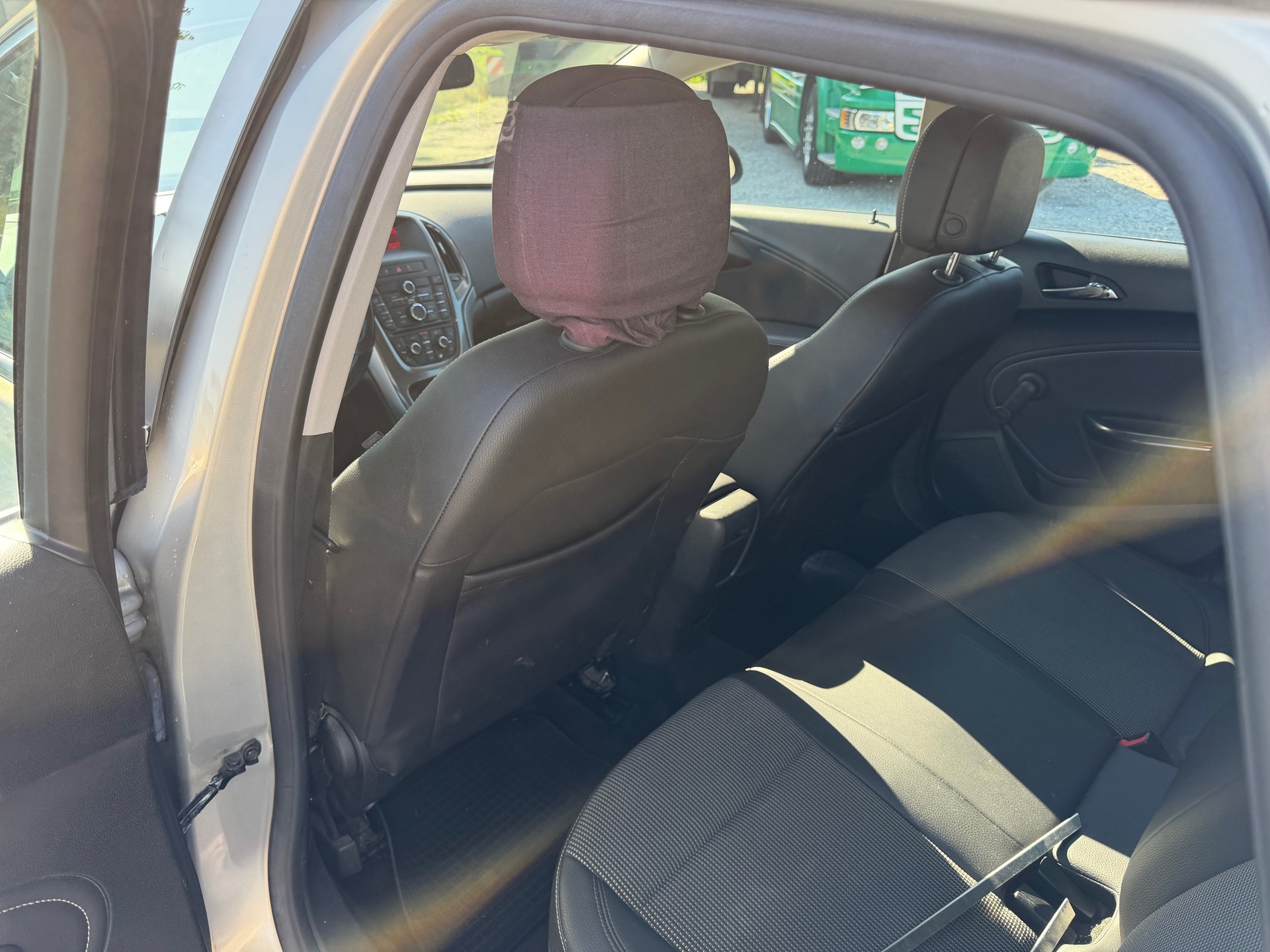 OPEL Astra 1.6i 16V Turbo Sport-image-6