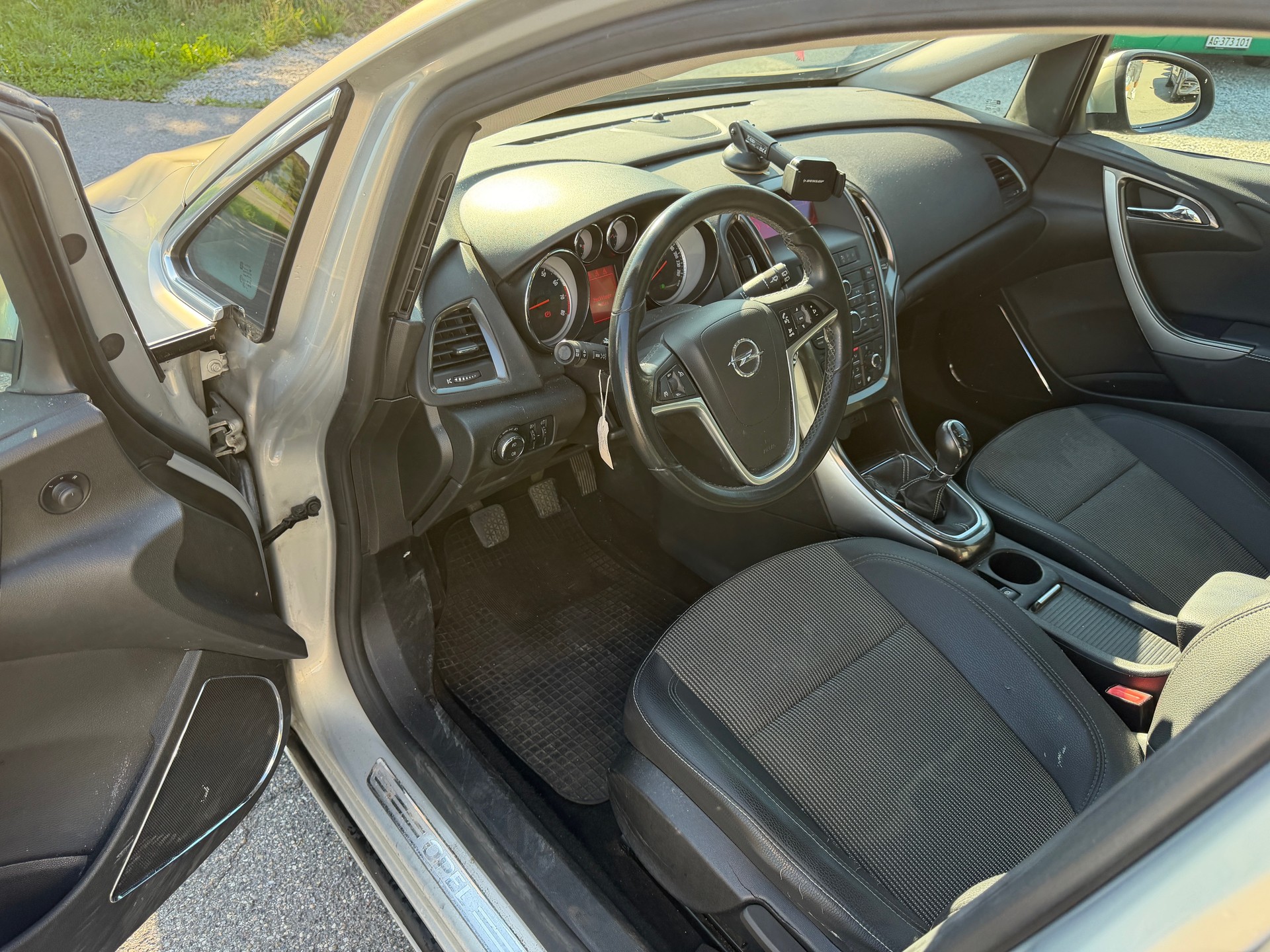 OPEL Astra 1.6i 16V Turbo Sport-image-8