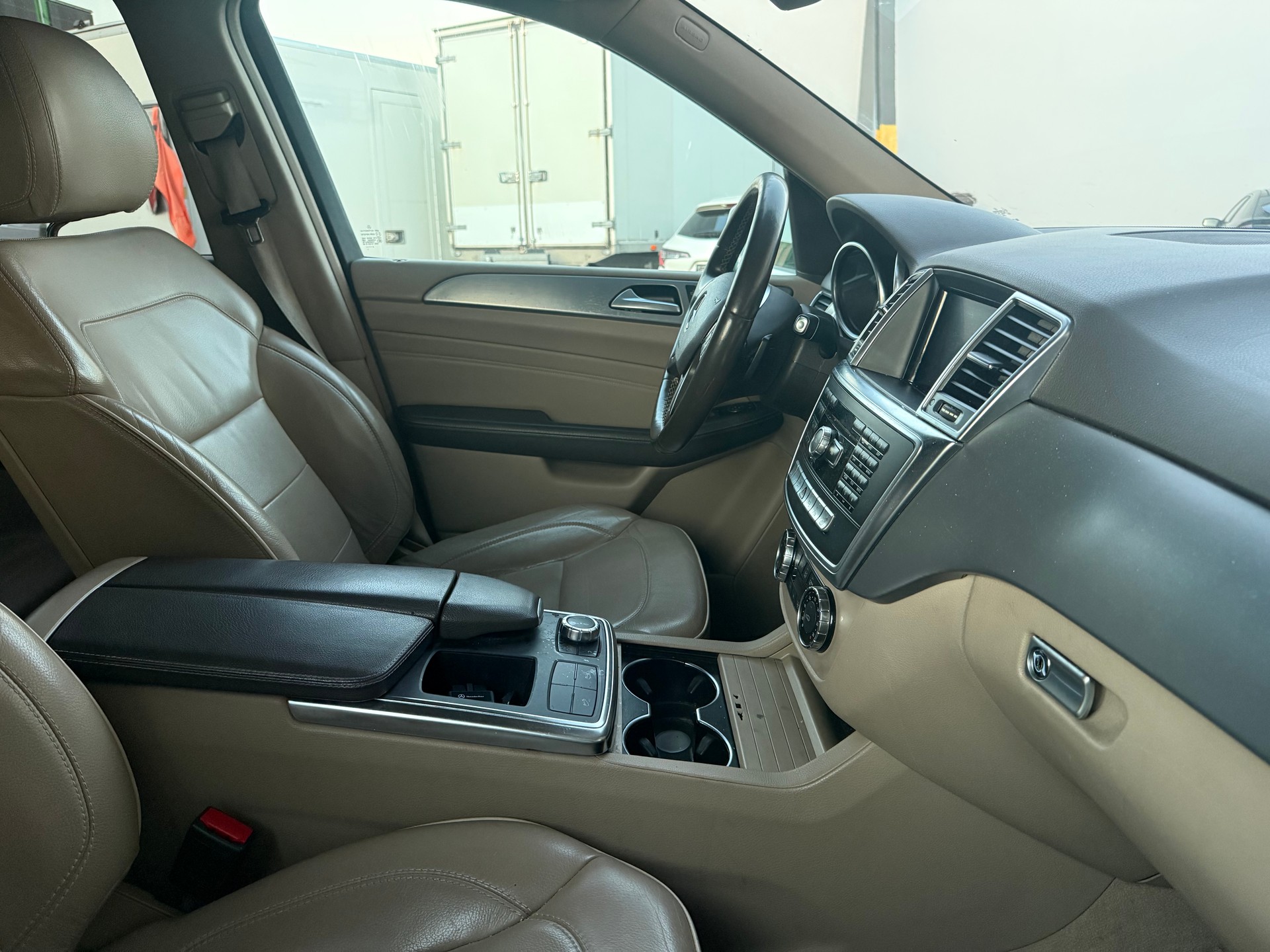 MERCEDES-BENZ ML 350 BlueTEC Executive 4Matic 7G-Tronic-image-4