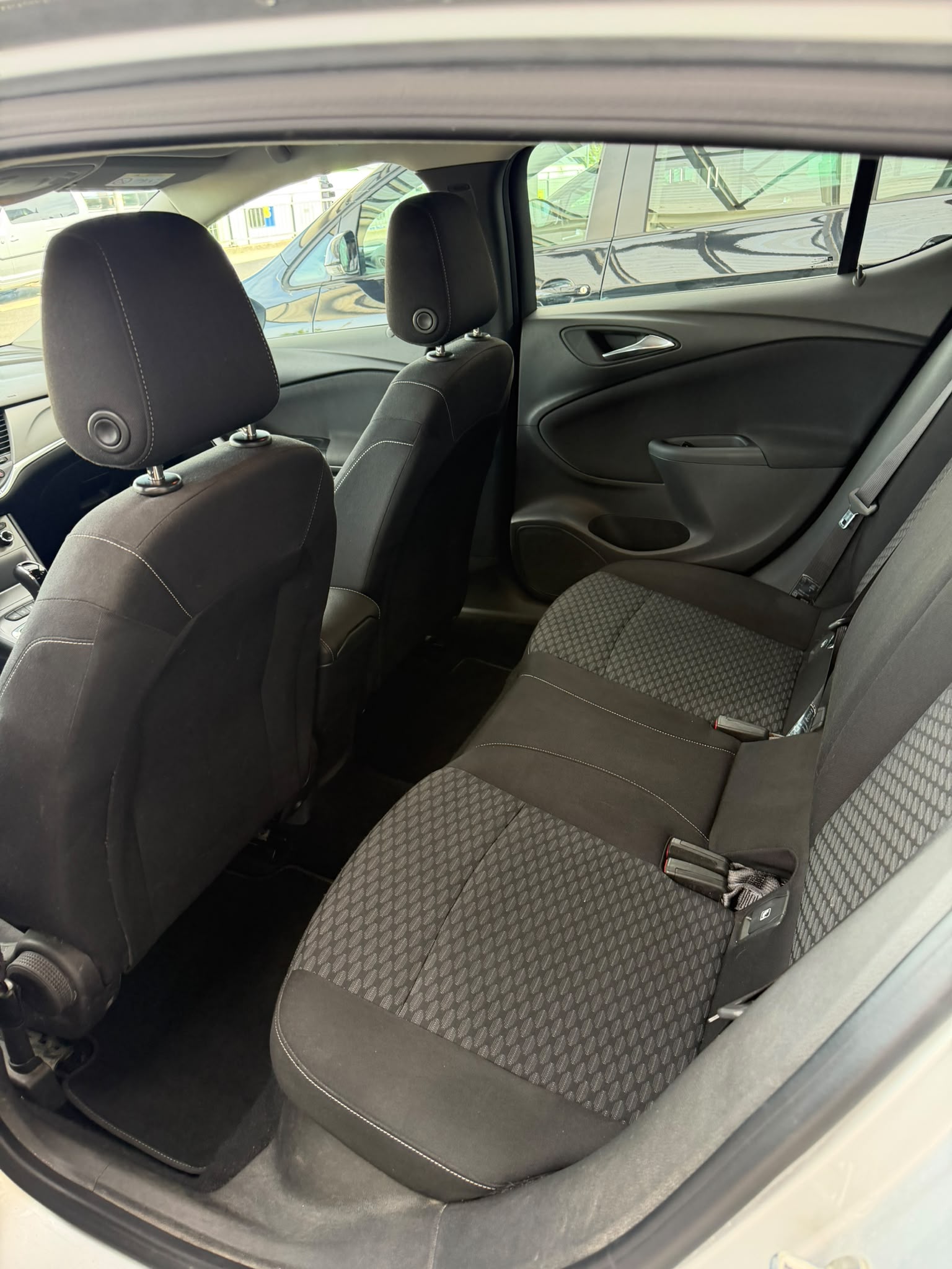 OPEL Astra 1.4i Turbo Enjoy Automatic-image-10