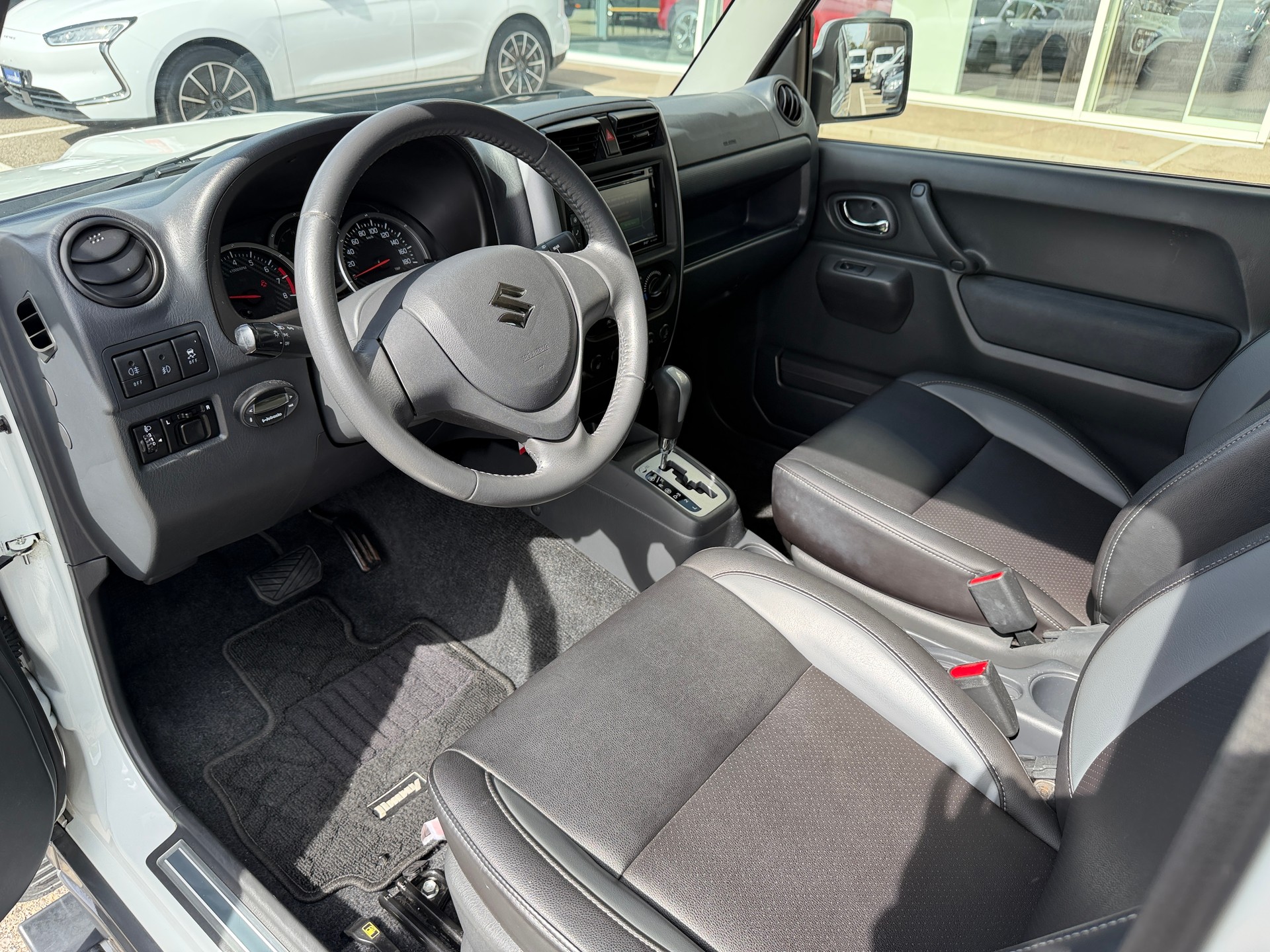 SUZUKI Jimny 1.3 16V Sergio Cellano Automatic-image-7