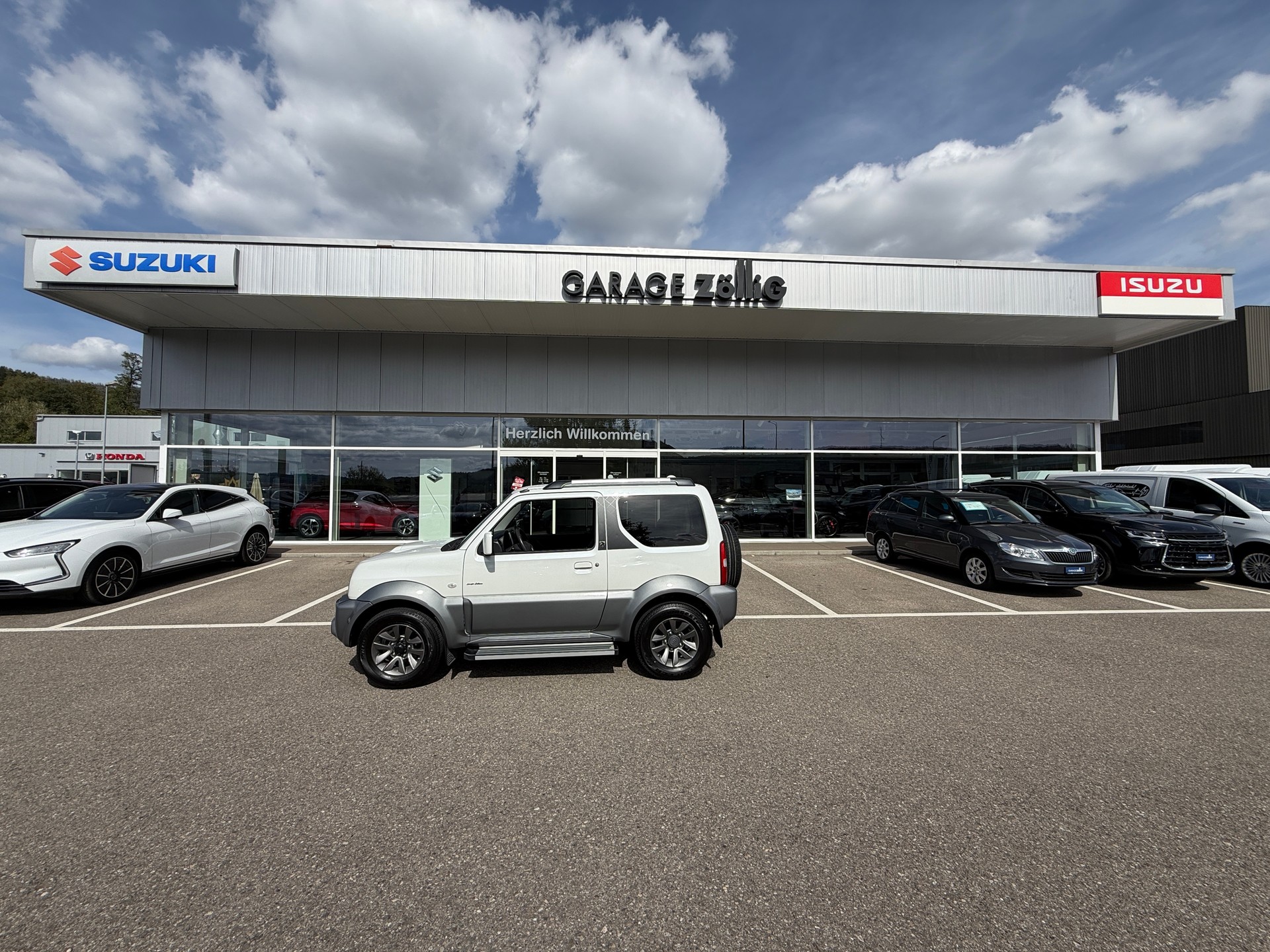 SUZUKI Jimny 1.3 16V Sergio Cellano Automatic-showroom-element-3
