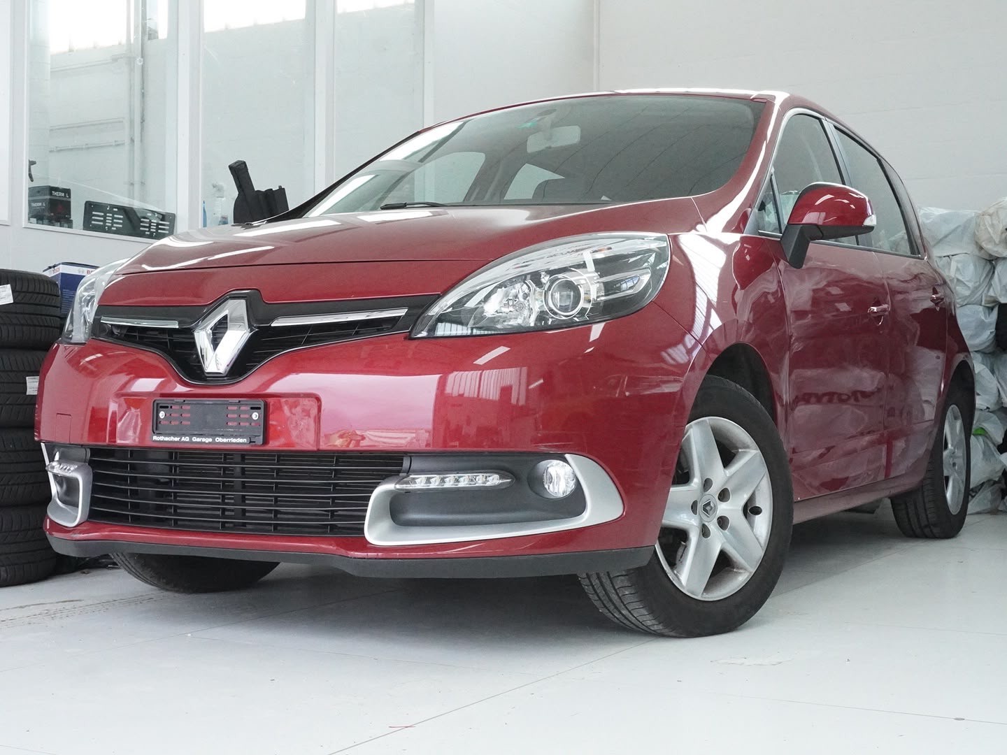 RENAULT Scénic 1.2 16V Turbo Energy-image-0