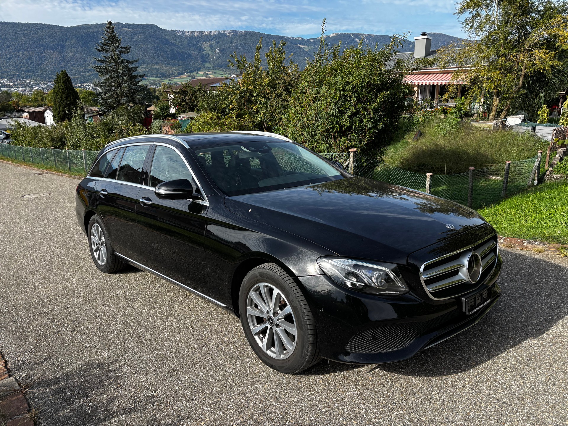 MERCEDES-BENZ E 220 d Exclusive 4Matic 9G-Tronic-image-0