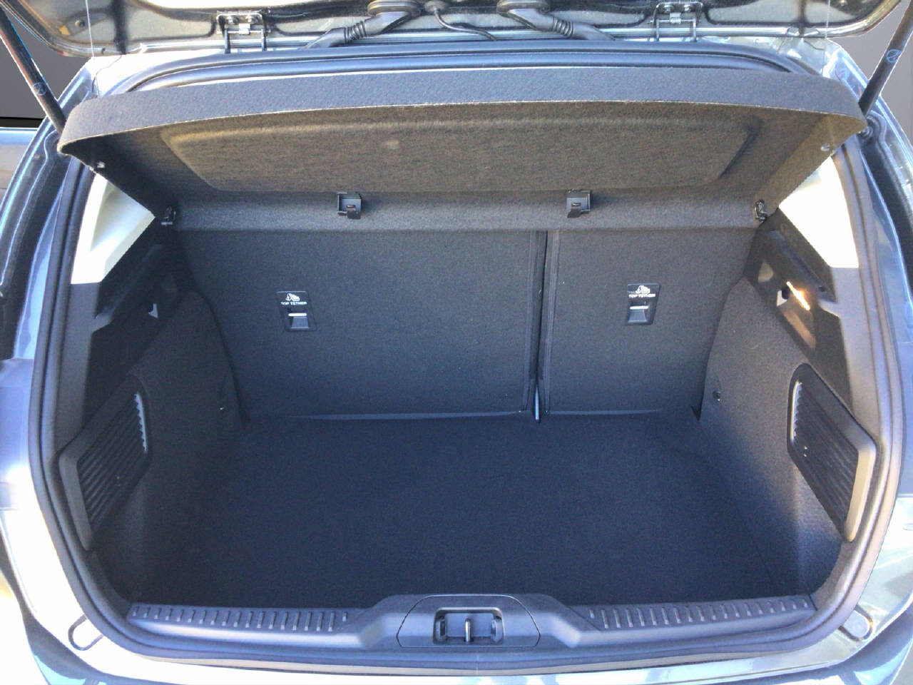 FORD Focus 1.0i EcoBoost 125 PS Cool & Connect-image-6