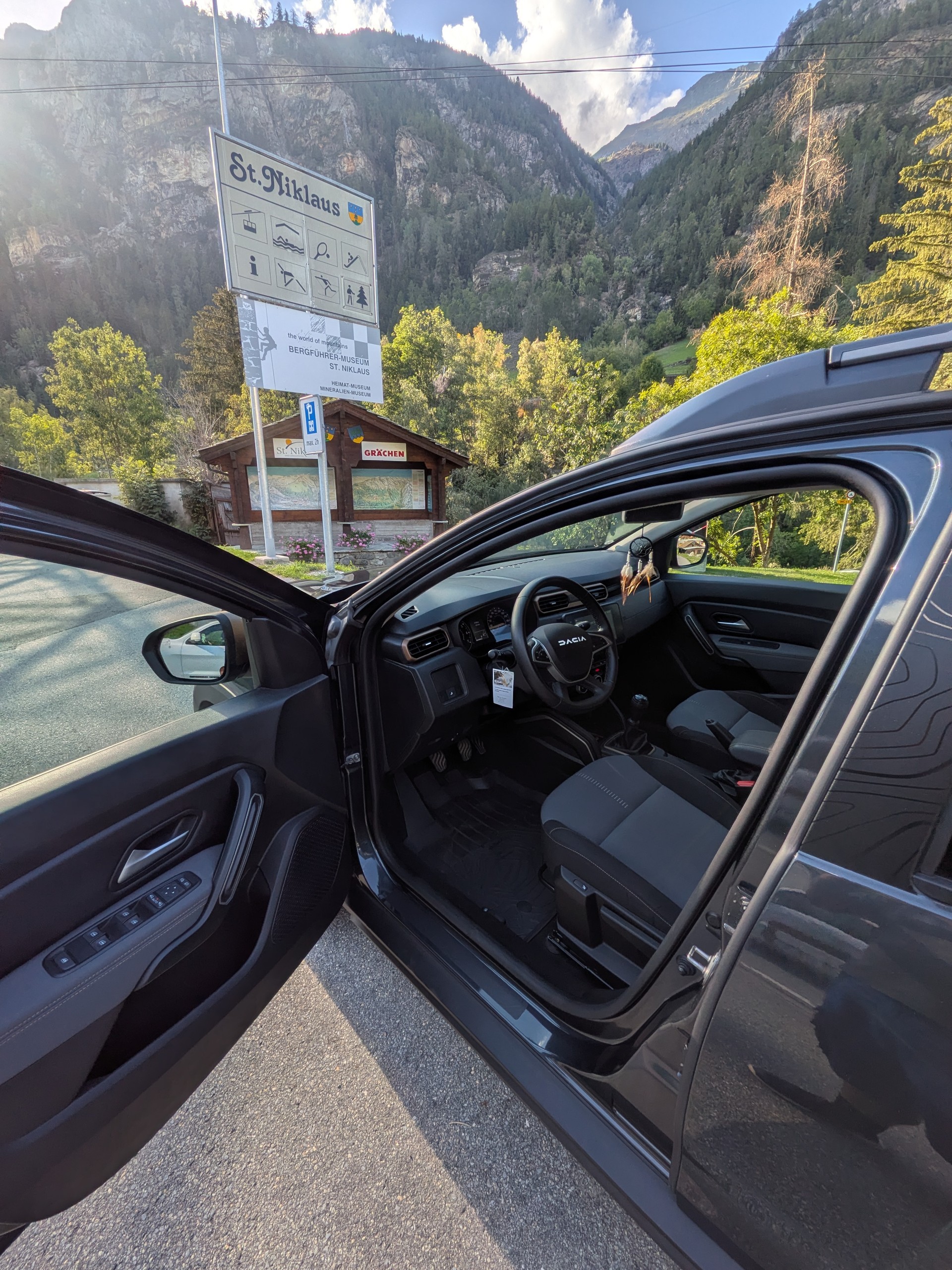 DACIA 1.5 Blue dCi Extreme 4WD-image-7
