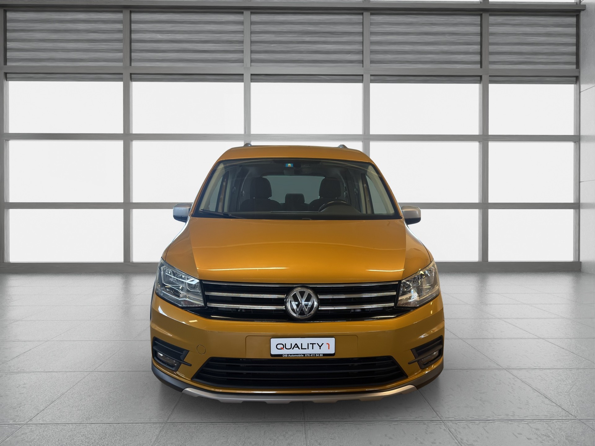 VW Caddy Alltrack 2.0 TDI 4Motion DSG*AUTOMATIC*AHK*-image-1