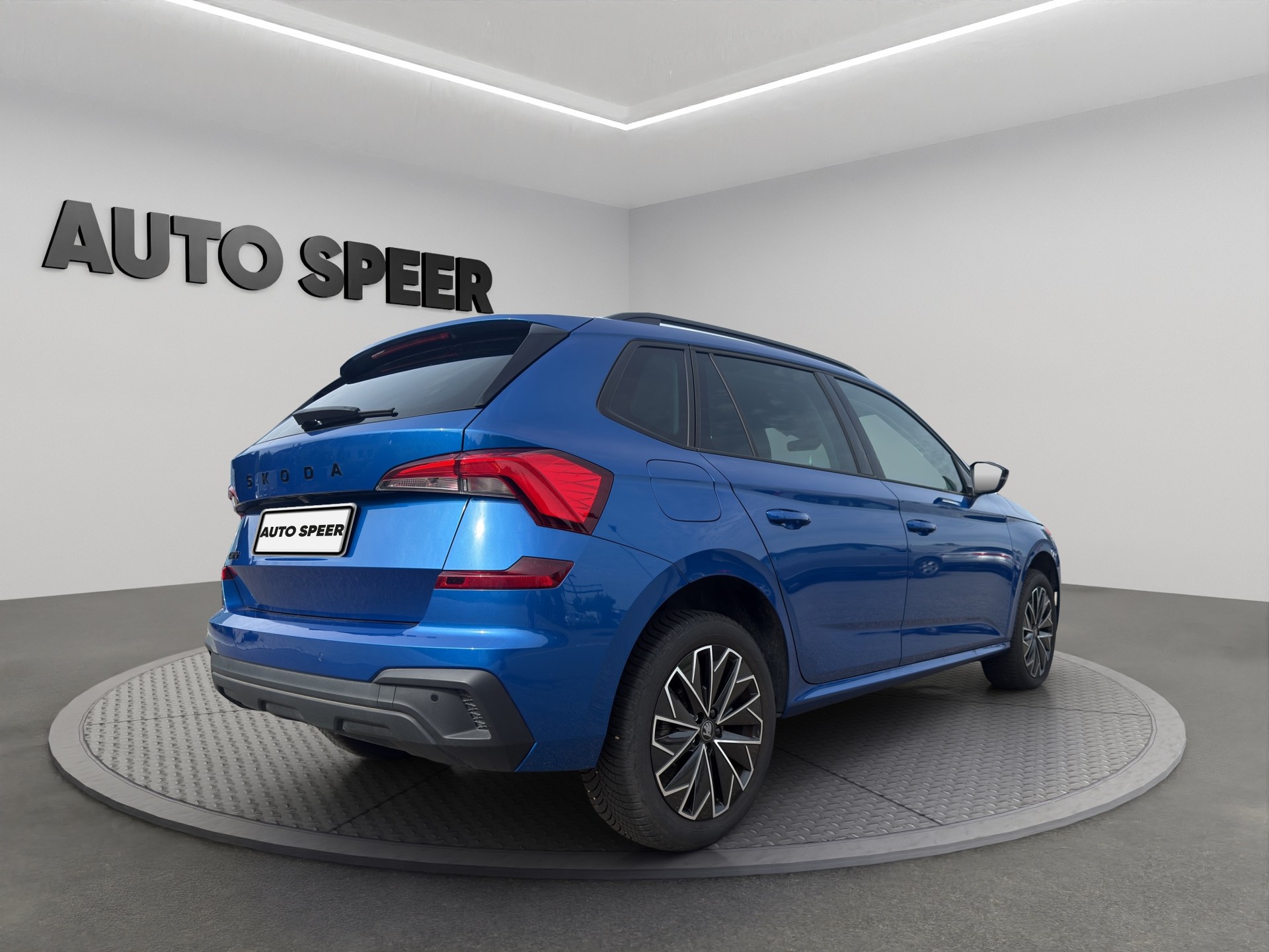 SKODA Kamiq Black Style 1.0 TSI DSG7+Kamera+LED+Sitzh-image-7