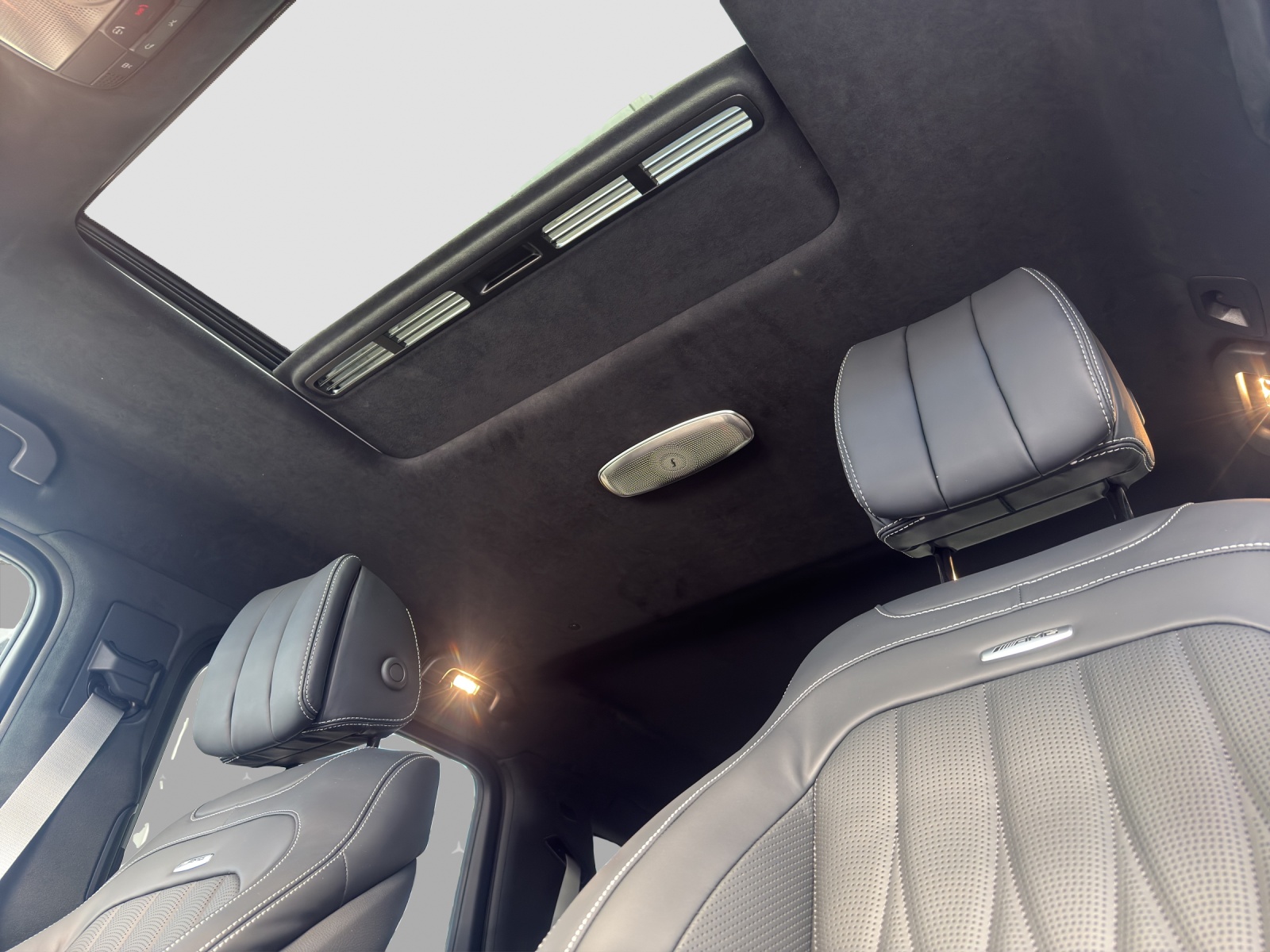 MERCEDES-BENZ G 63 AMG 9G-Tronic-image-8