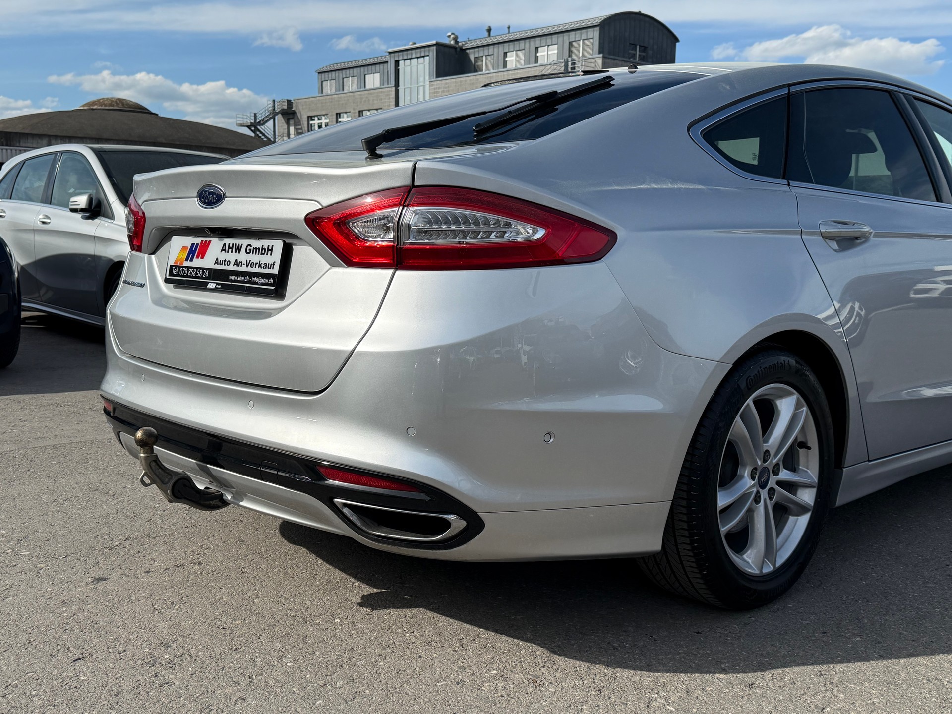 FORD Mondeo 2.0 TDCi Titanium AWD PowerShift / Frisch ab MFK / 1 Jahr Garantie / Rückfahrkamera / Navi / AHK 2000kg-image-4