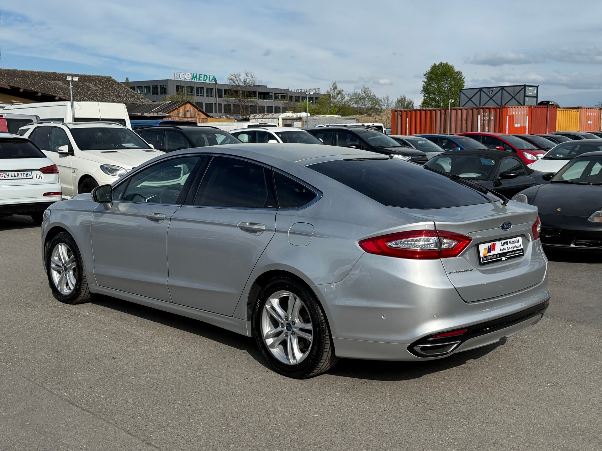 FORD Mondeo 2.0 TDCi Titanium AWD PowerShift / Frisch ab MFK / 1 Jahr Garantie / Rückfahrkamera / Navi / AHK 2000kg-image-6