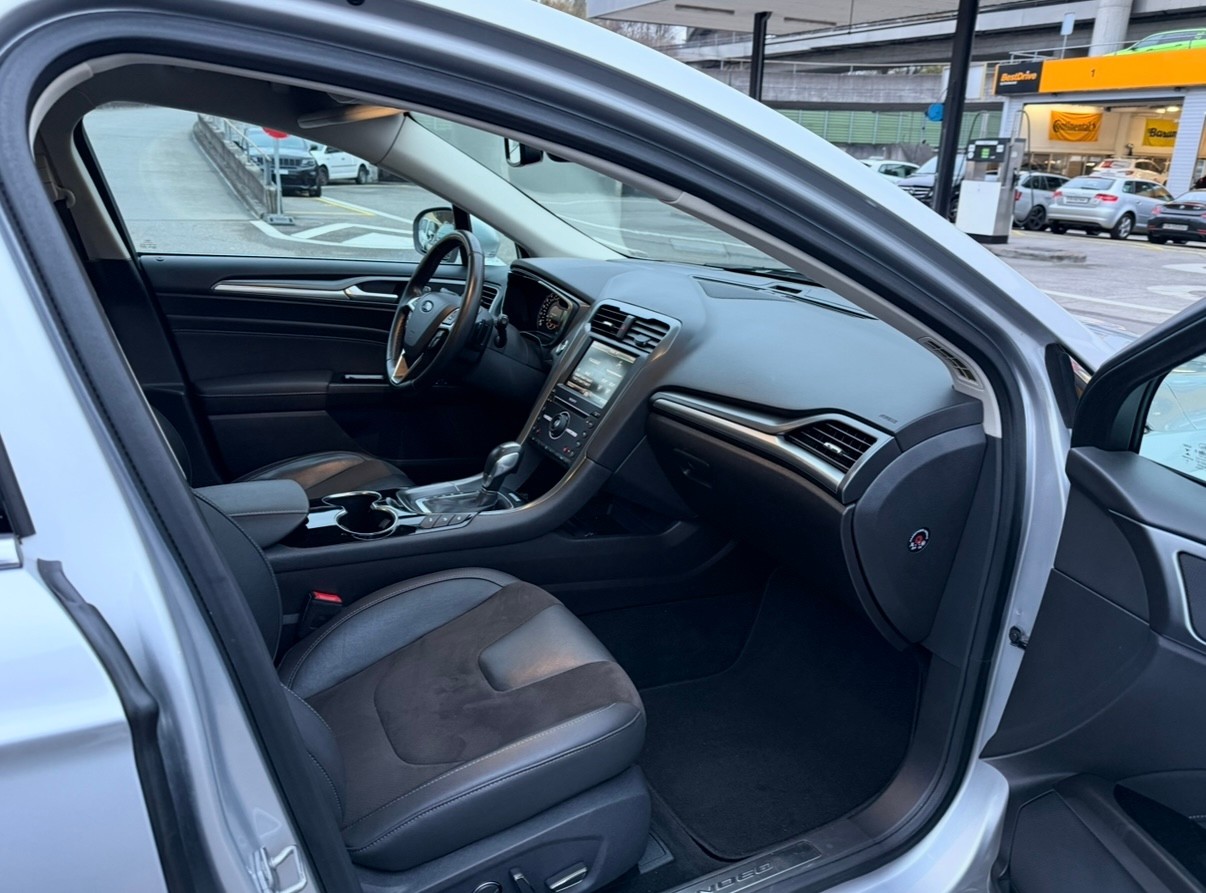 FORD Mondeo 2.0 TDCi Titanium AWD PowerShift / Frisch ab MFK / 1 Jahr Garantie / Rückfahrkamera / Navi / AHK 2000kg-image-8