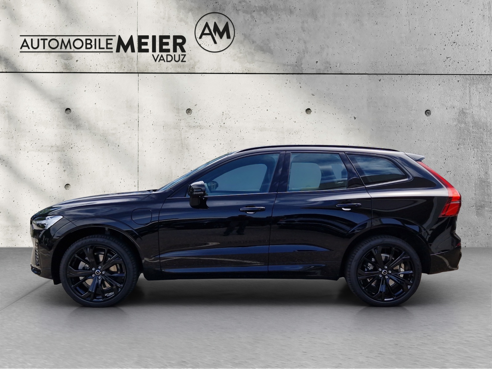 VOLVO XC60 2.0 T8 TE Black Edition eAWD-image-11