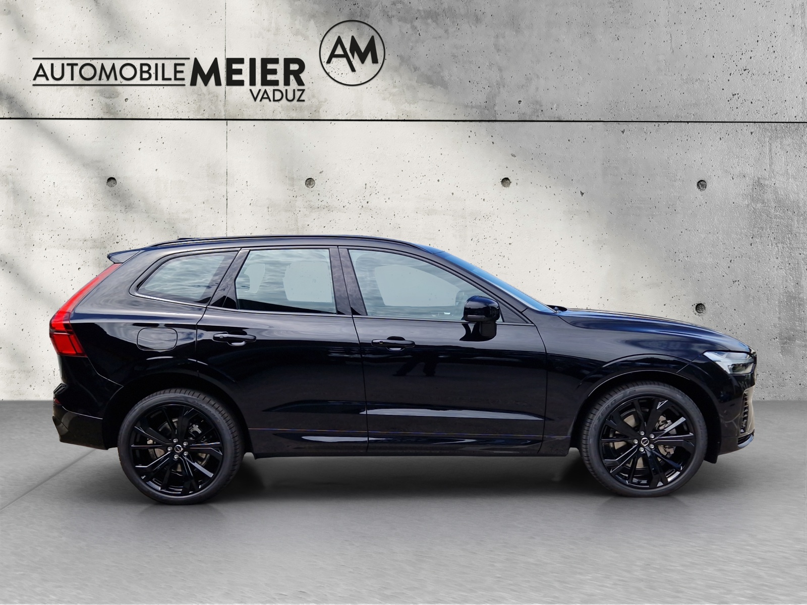 VOLVO XC60 2.0 T8 TE Black Edition eAWD-image-6