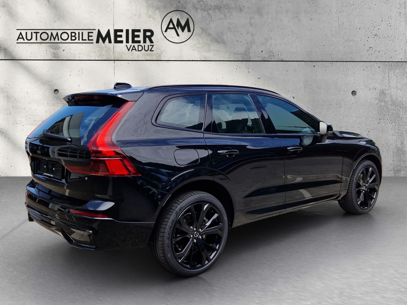 VOLVO XC60 2.0 T8 TE Black Edition eAWD-image-9