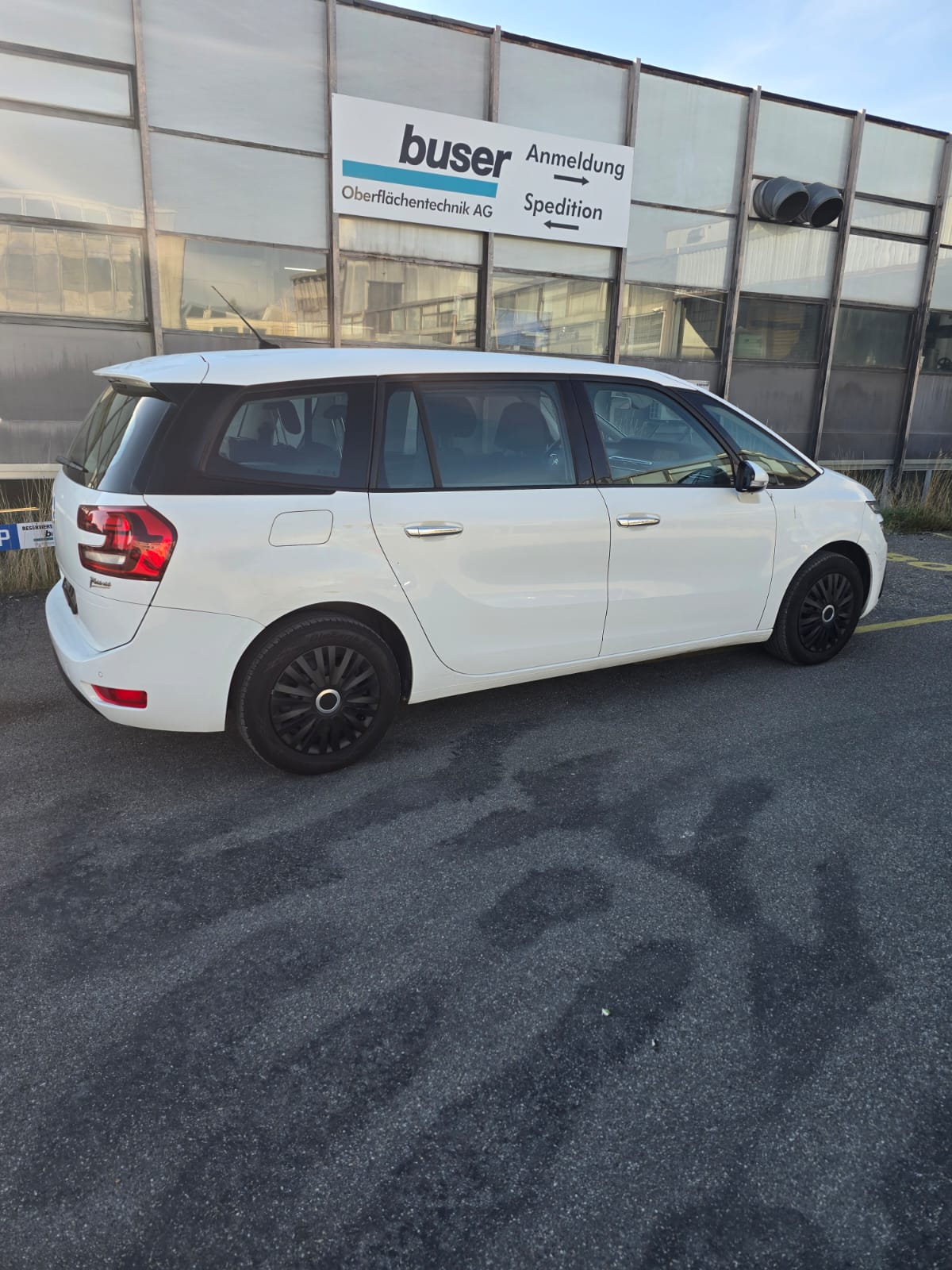 CITROEN Grand C4 Picasso 1.6 BlueHDi Exclusive EAT6-image-4
