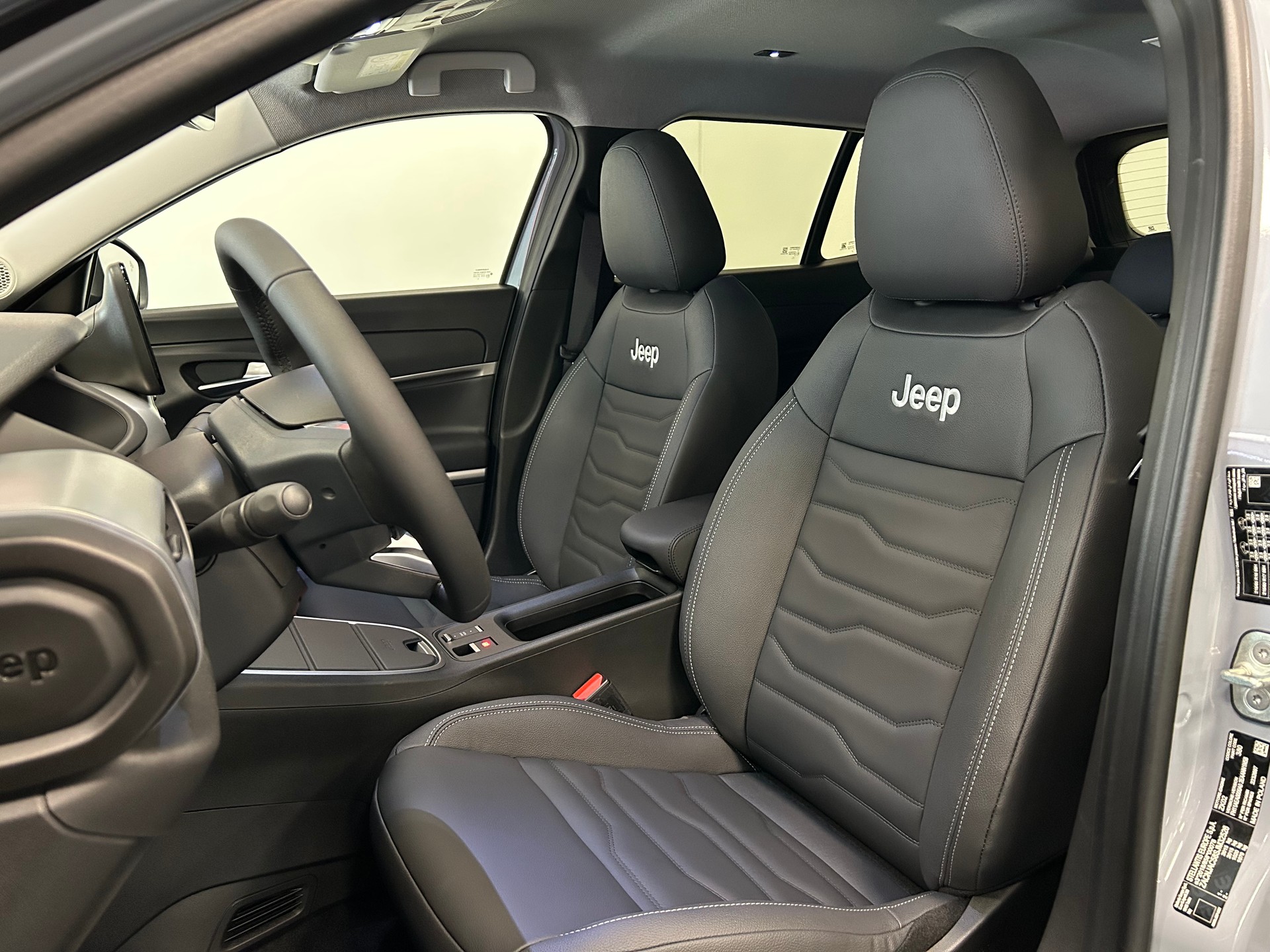 JEEP Avenger 54kWh Summit-image-9