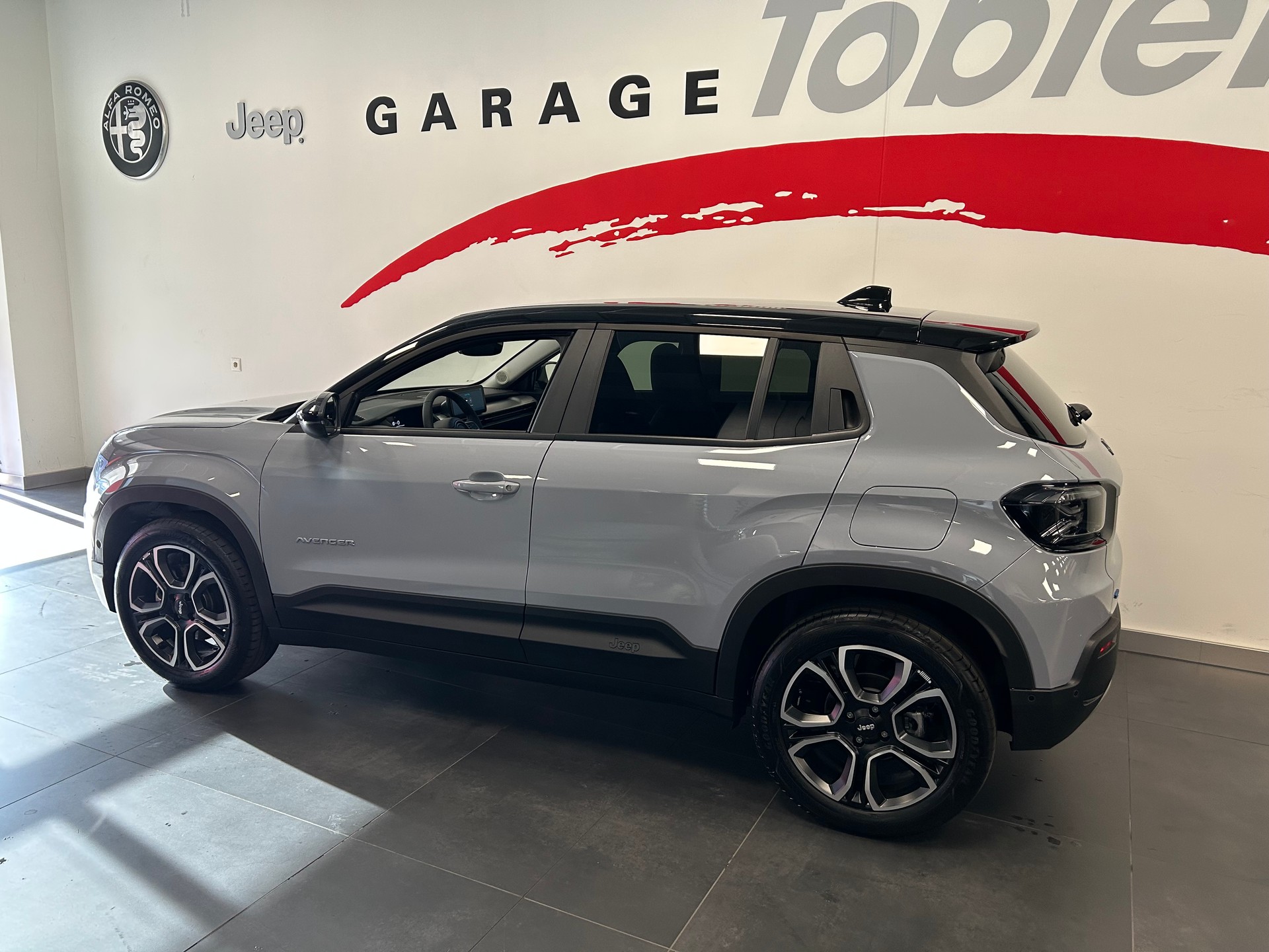 JEEP Avenger 54kWh Summit-image-14
