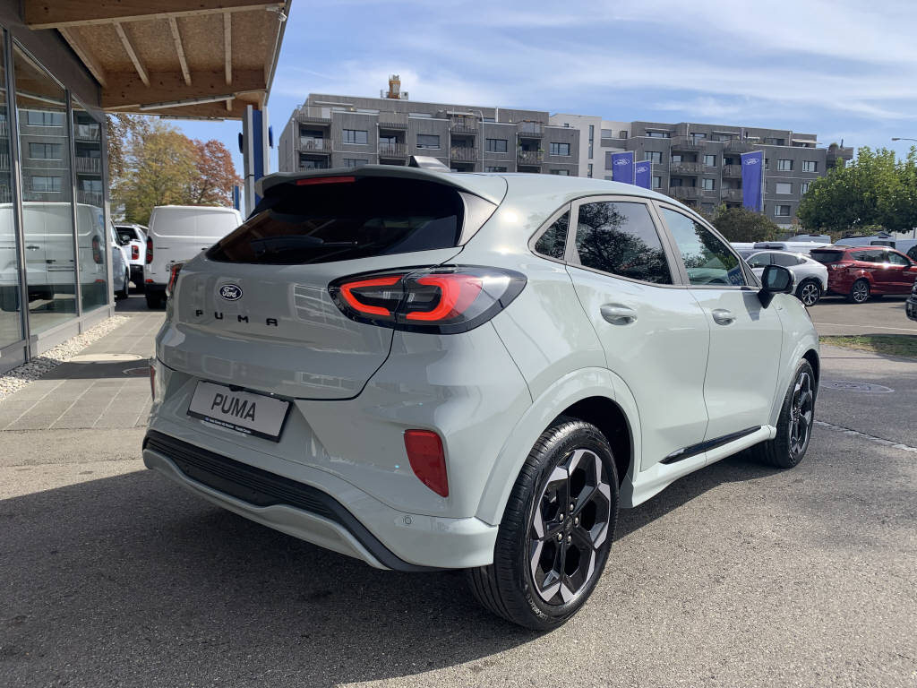 FORD Puma 1.0 EcoB Hybrid 155 ST-Line X **Shadow Edition**-image-2