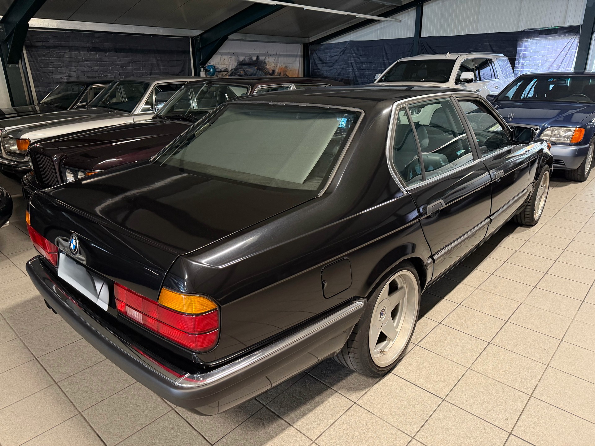 BMW 750iL E32 - MFK-image-2