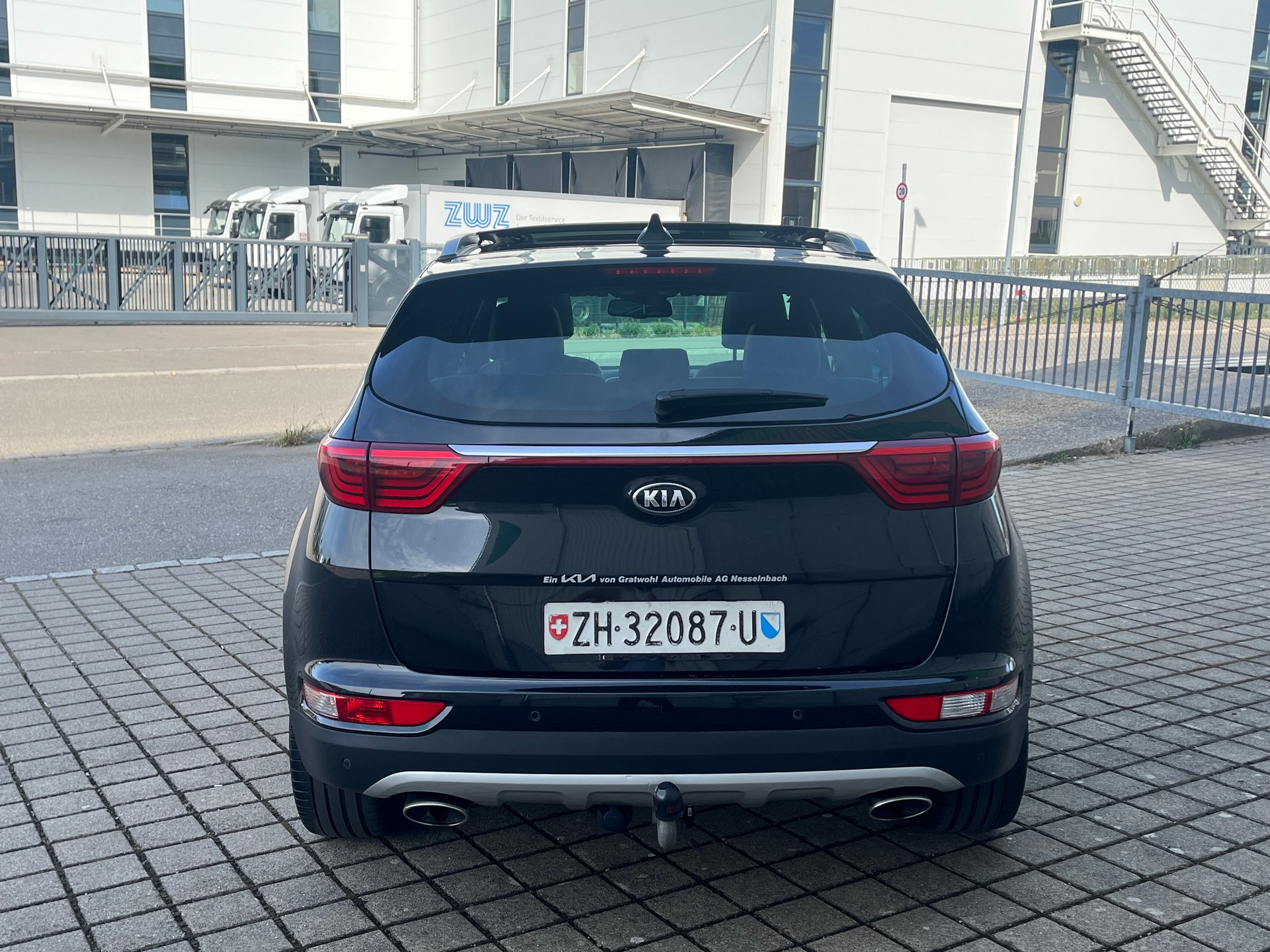 KIA Sportage 2.0CRDi Style GT Line 4WD Automat-image-2
