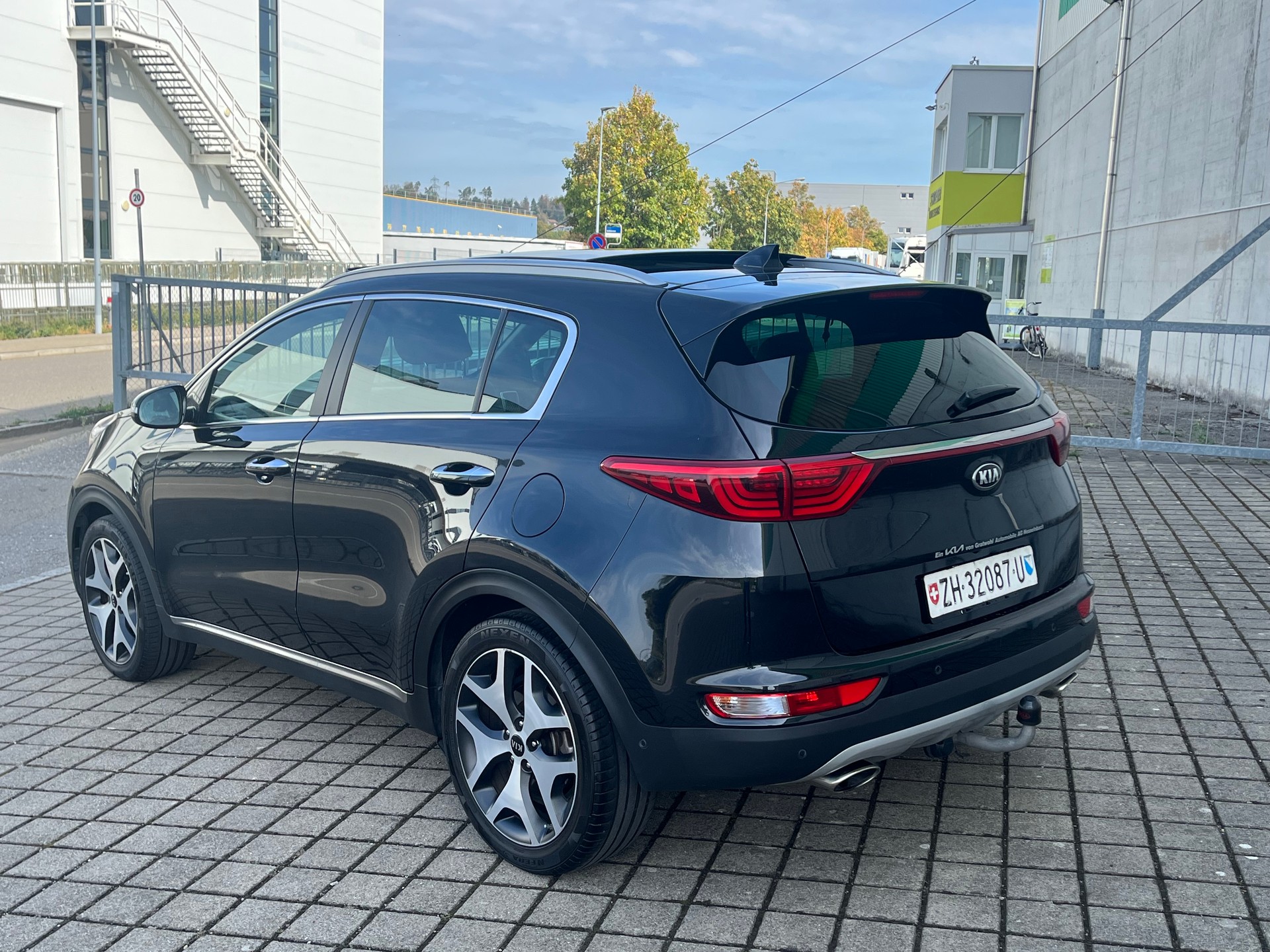 KIA Sportage 2.0CRDi Style GT Line 4WD Automat-image-1