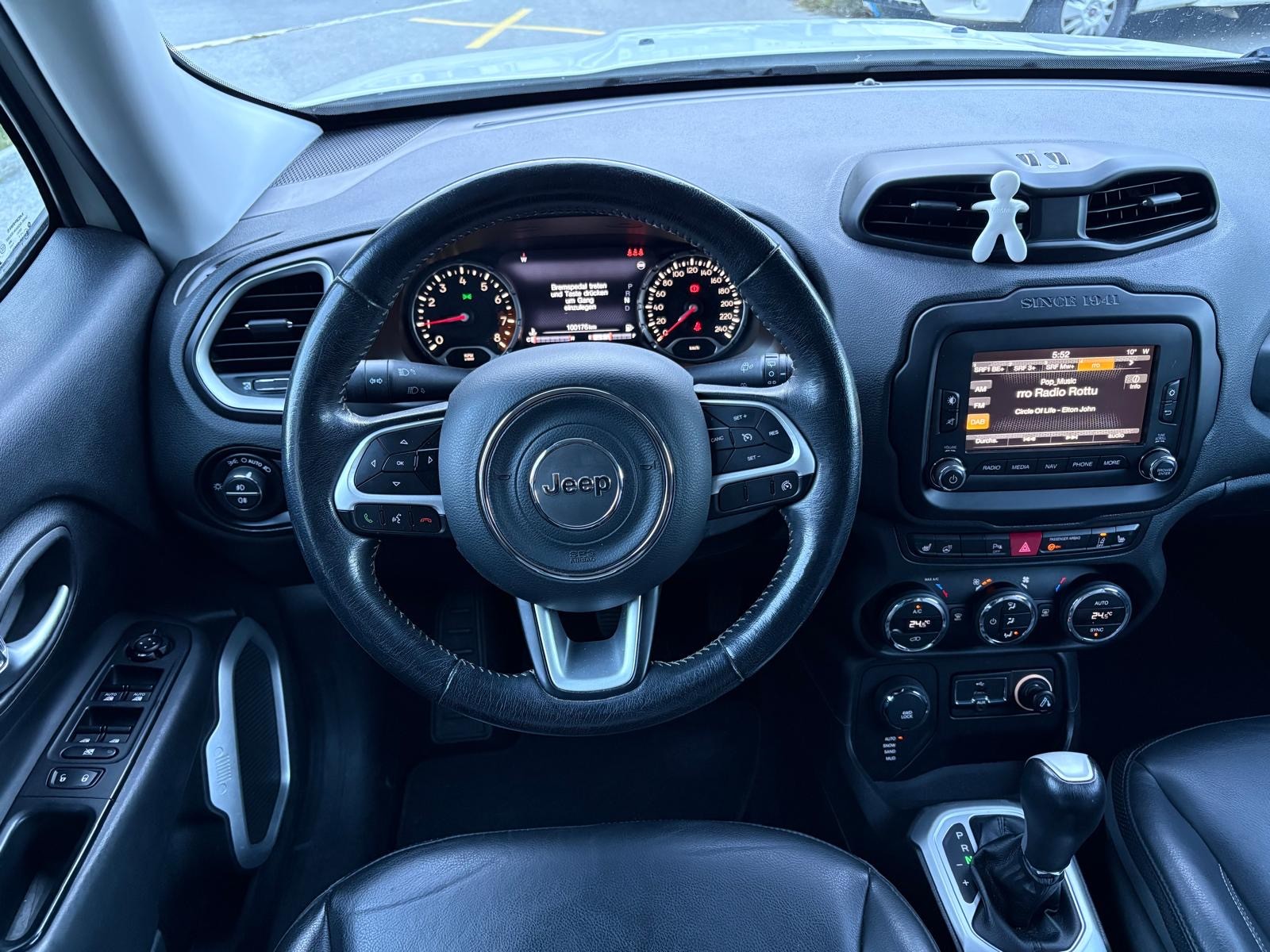 JEEP Renegade 1.4 Turbo Limited AWD-image-3
