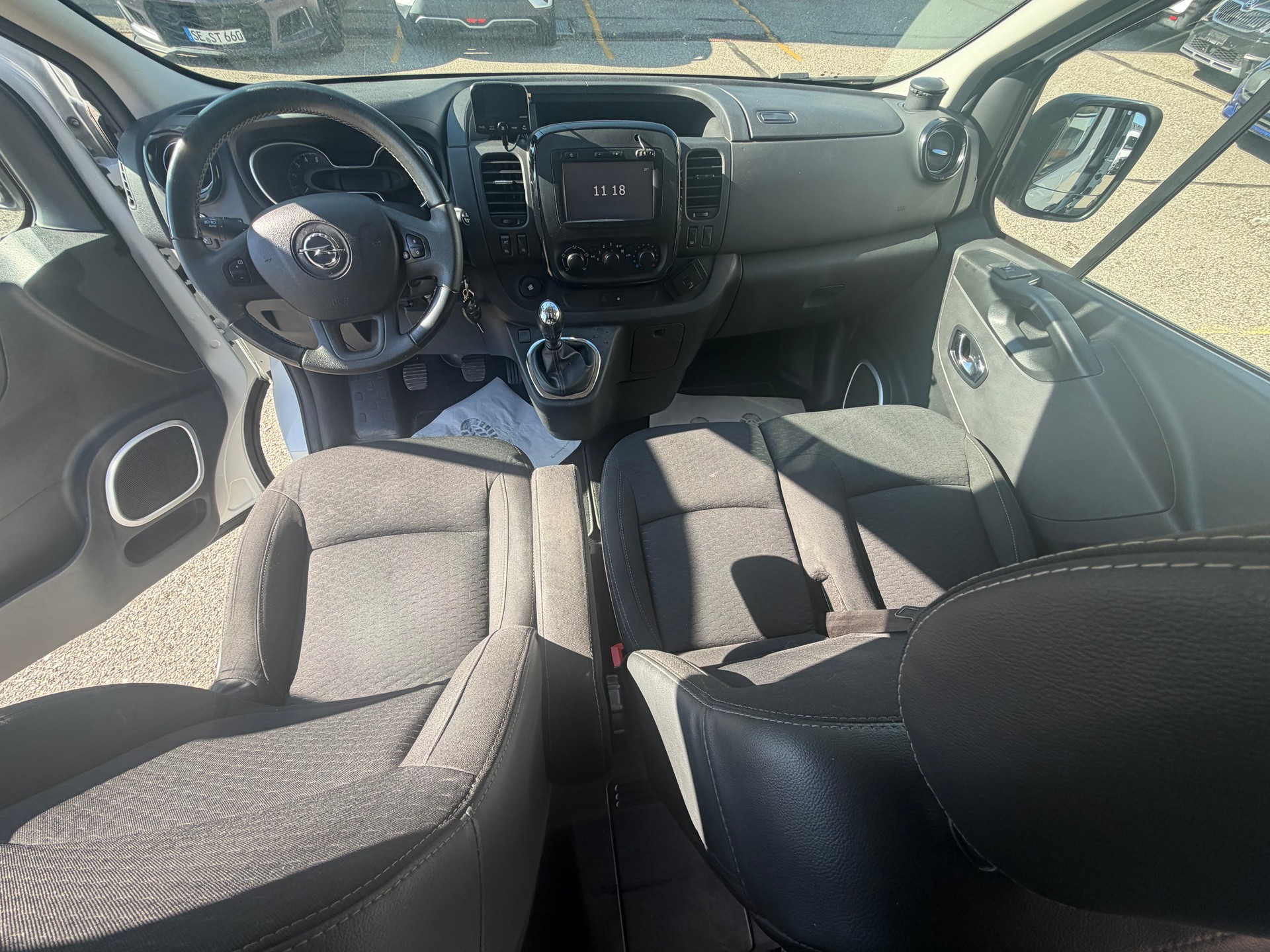 OPEL Vivaro 16 CDTI Extralang-image-10
