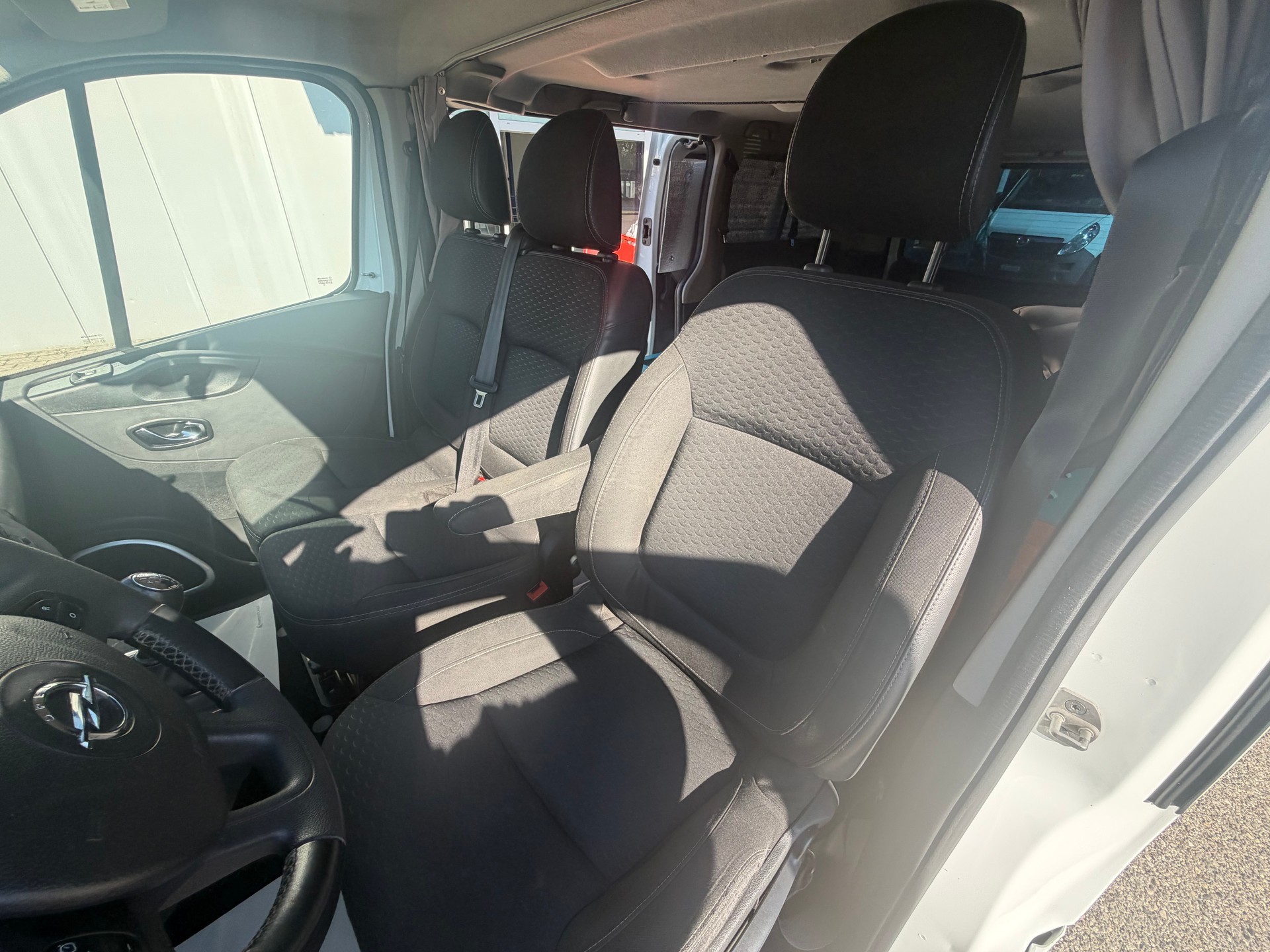 OPEL Vivaro 16 CDTI Extralang-image-9