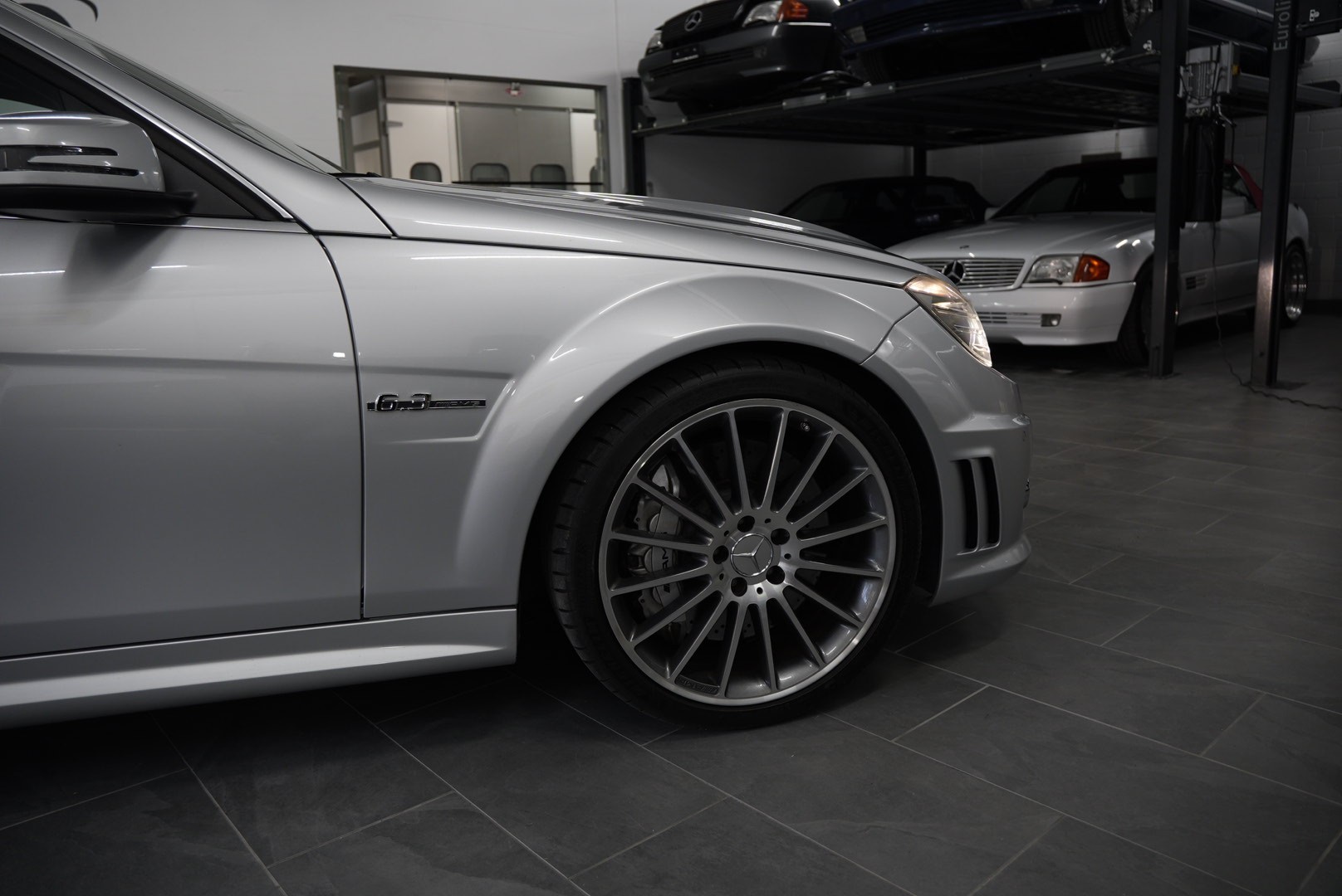 MERCEDES-BENZ C 63 AMG Avantgarde 7G-Tronic-image-9