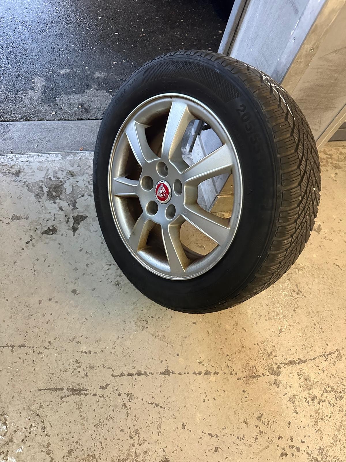 JAGUAR X-Type Estate 2.5 V6 Traction4 Sovereign-image-12
